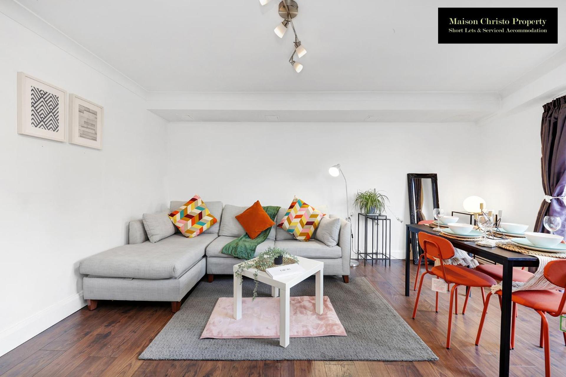 Apartment Caraway Heights 2bedroom Sleeps 6 In Canary Wharf, Free Parking, Near Excel, O2 & Airport By Maison Christo Short Lets & Serviced