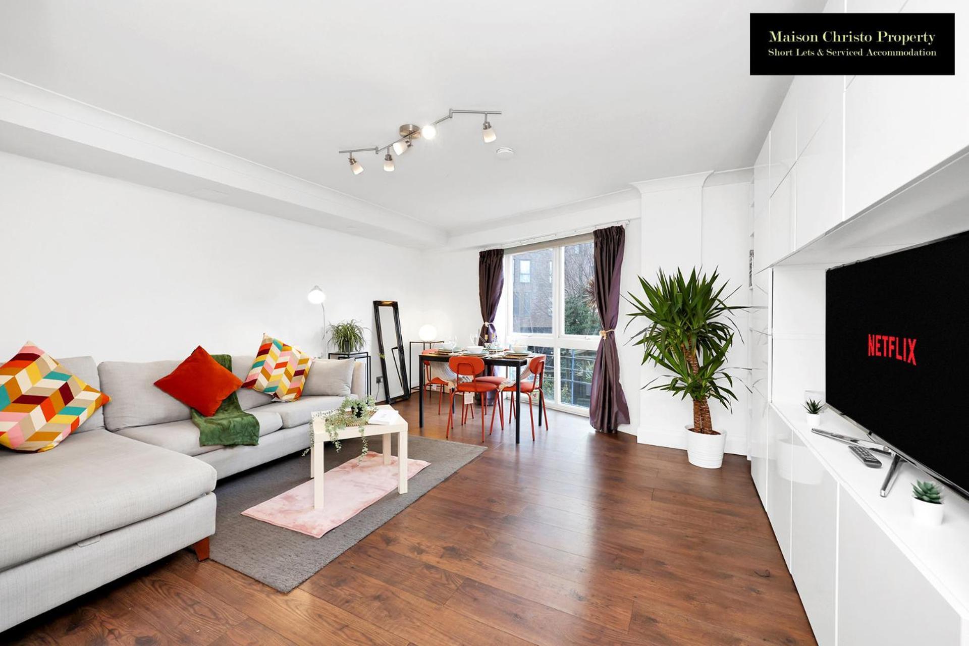 Caraway Heights 2bedroom Sleeps 6 In Canary Wharf, Free Parking, Near Excel, O2 & Airport By Maison Christo Short Lets & Serviced