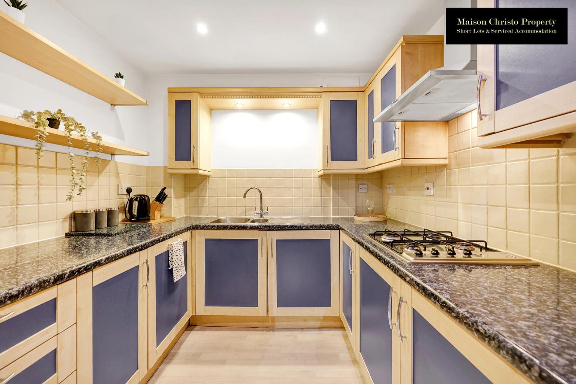 Apartment Caraway Heights 2bedroom Sleeps 6 In Canary Wharf, Free Parking, Near Excel, O2 & Airport By Maison Christo Short Lets & Serviced