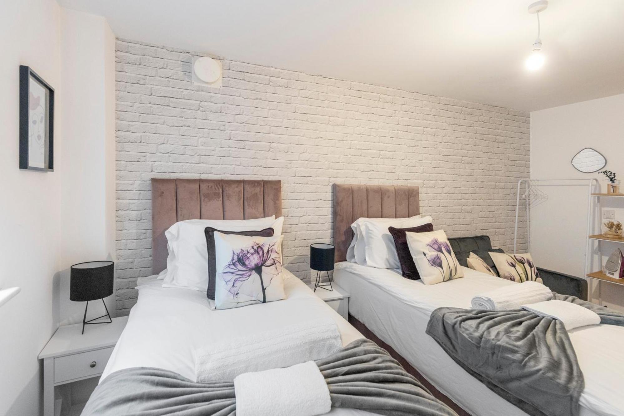 Tranquil Urban Haven Apartment *