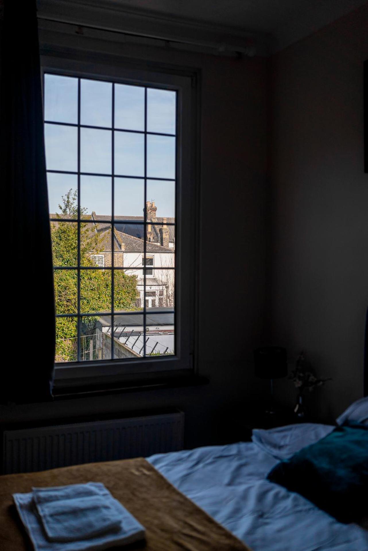 Uksas Stunning One Bedroom Flat Free Parking Apartment *