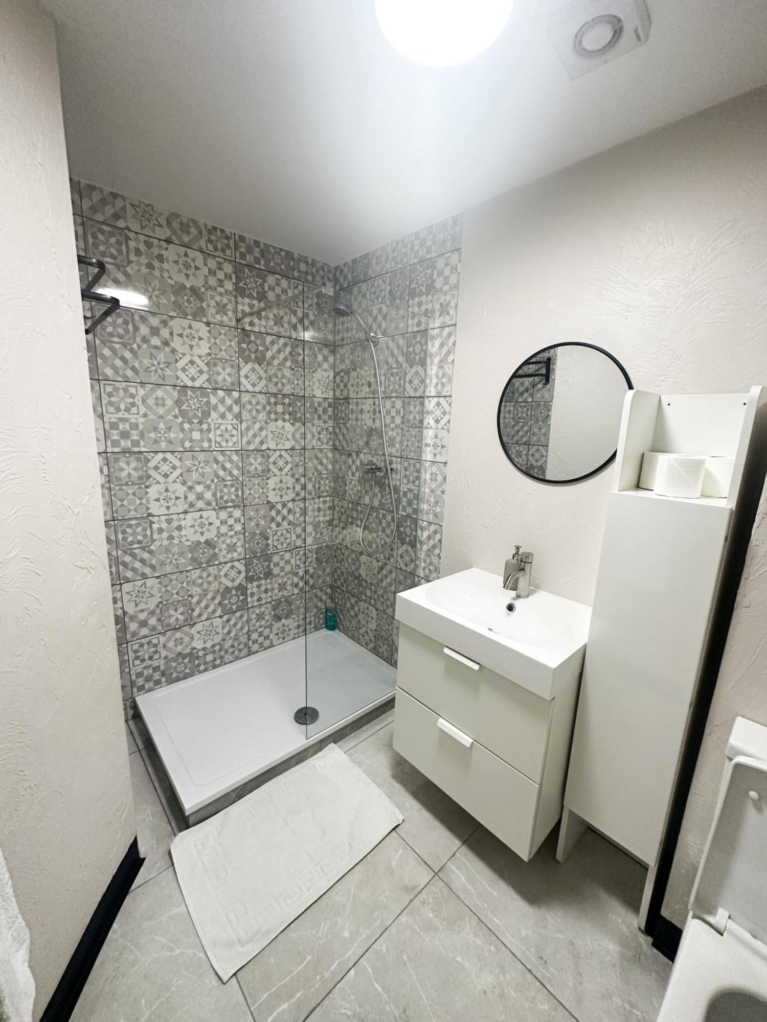 Flat 3 In Aldgate London
