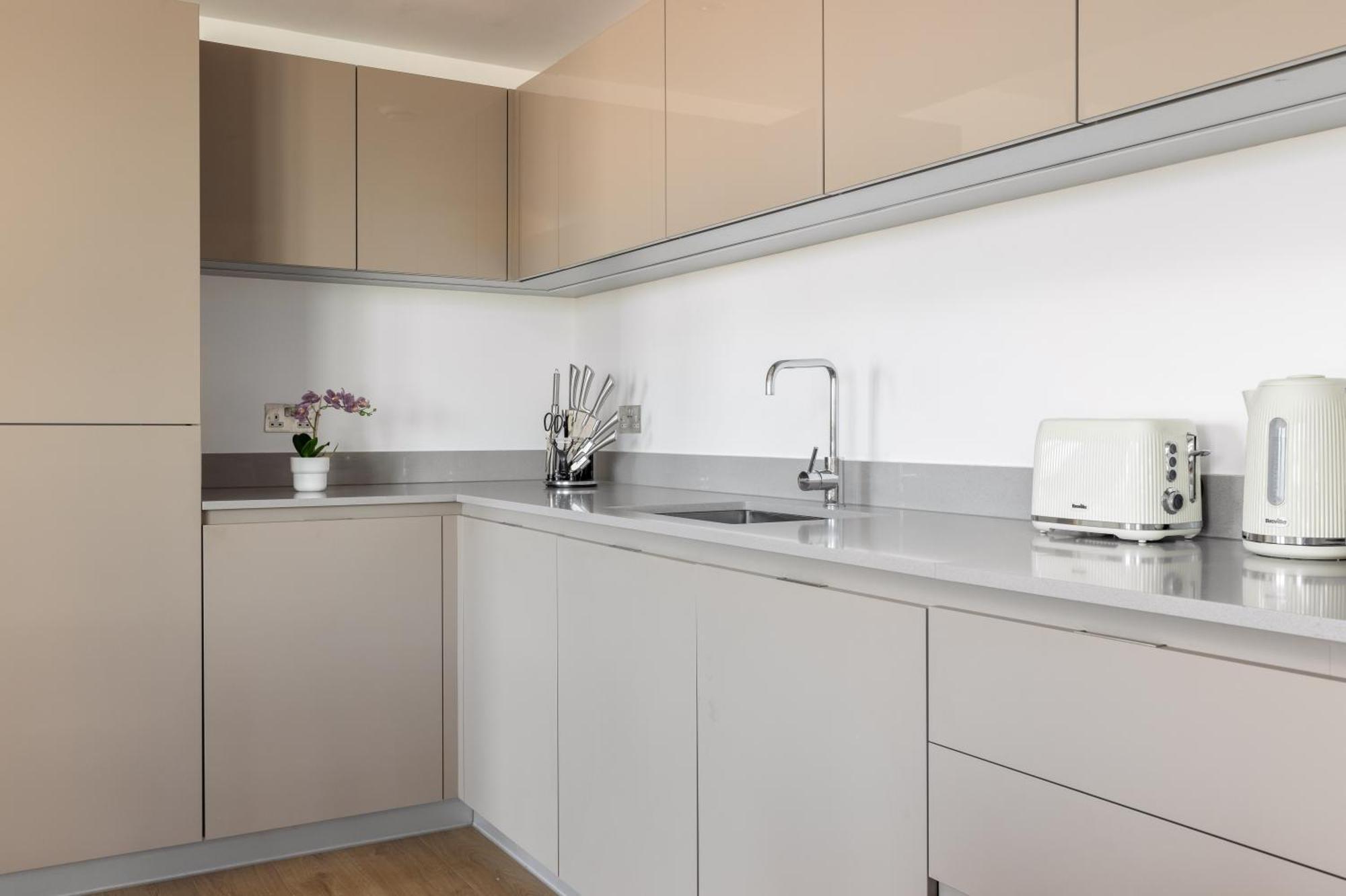 The Bow Flat Apartment *