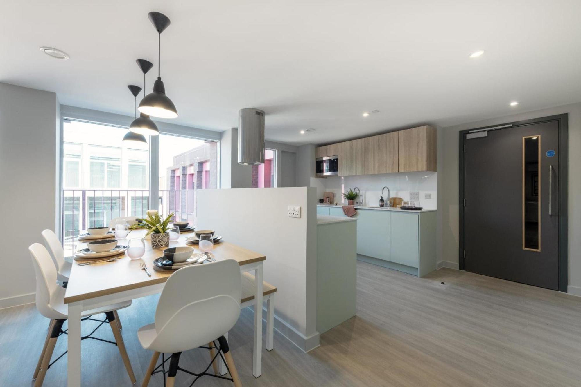 Apartment Cosy Living Ensuites At Trendy Wick Park In London