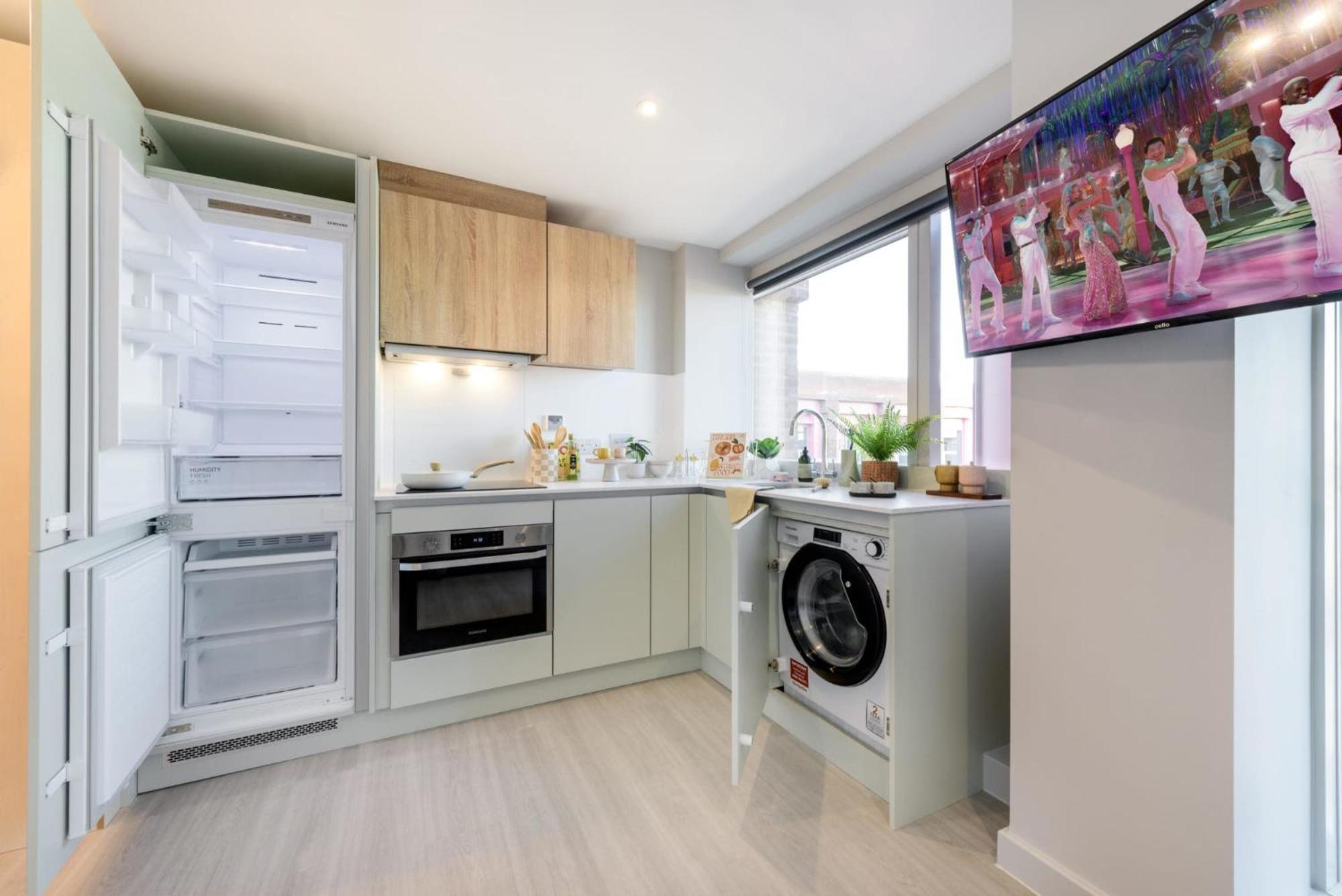Cosy Living Ensuites At Trendy Wick Park In Apartment London