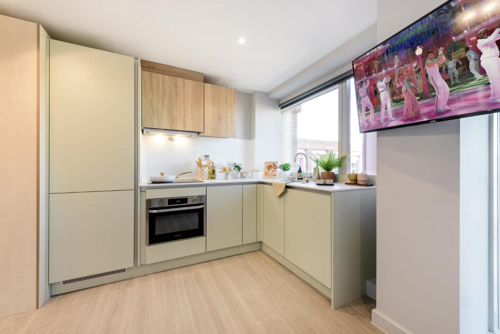 Cosy Living Ensuites At Trendy Wick Park In Apartment