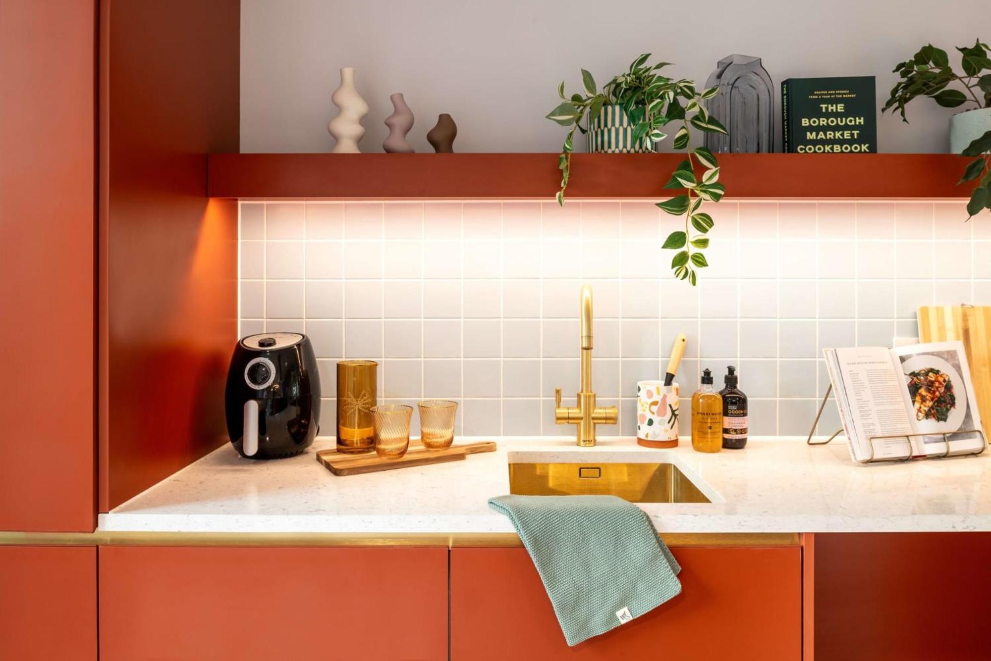 Cosy Living Ensuites At Trendy Wick Park In