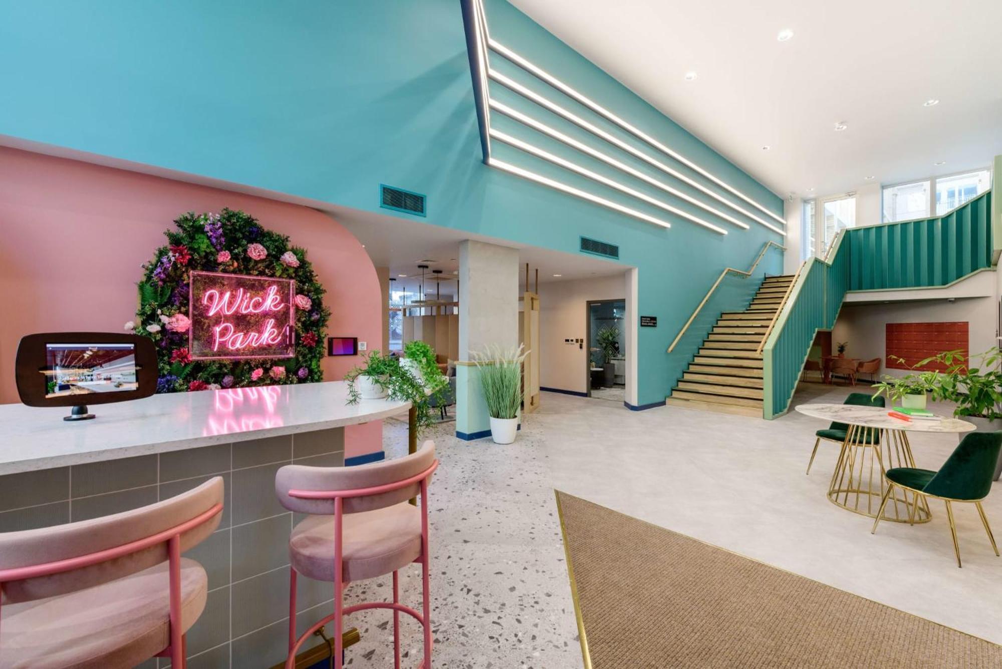 Cosy Living Ensuites At Trendy Wick Park In Apartment *
