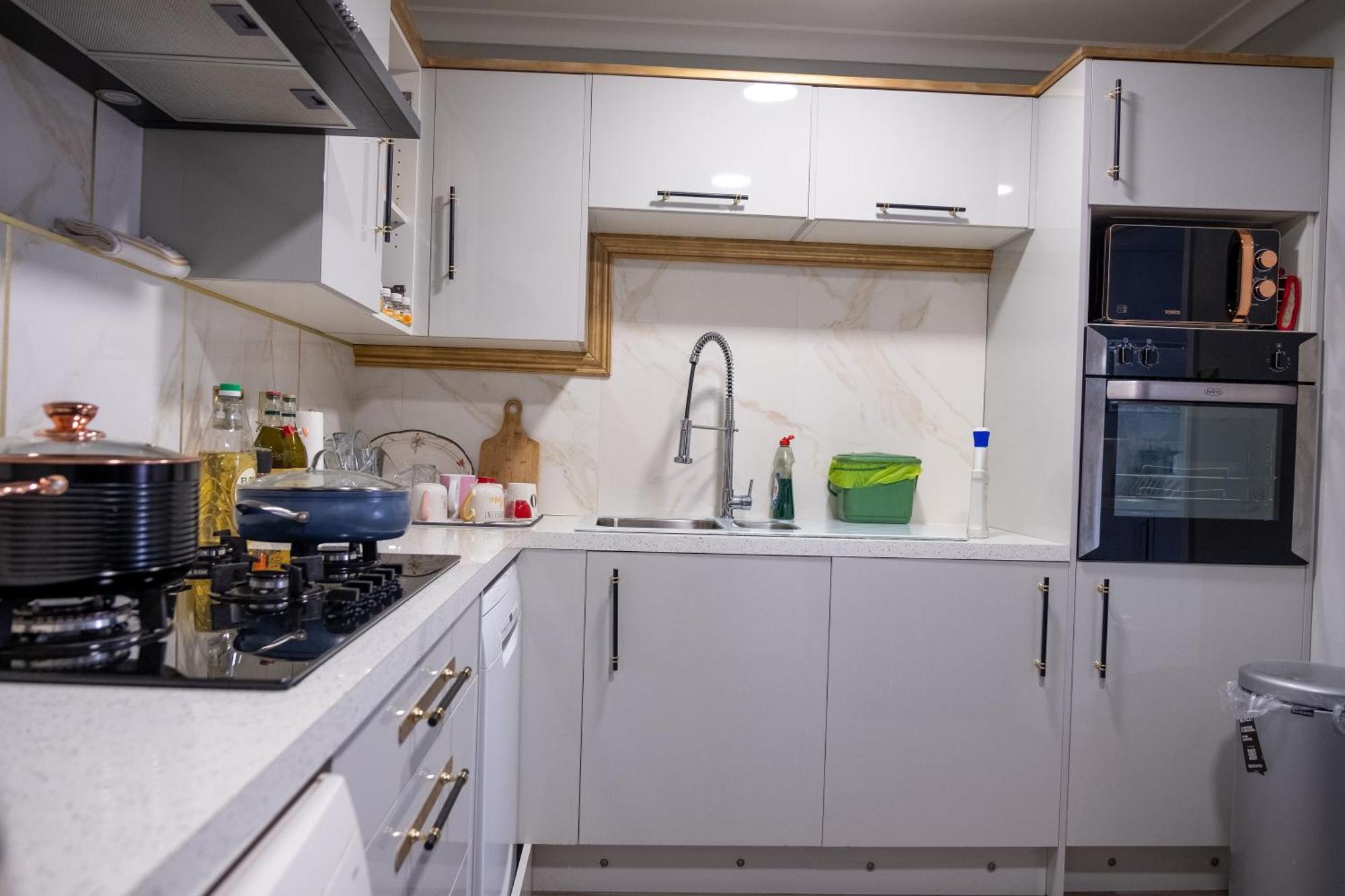 Homestay Spacious Double Bedroom In Shooters Hill