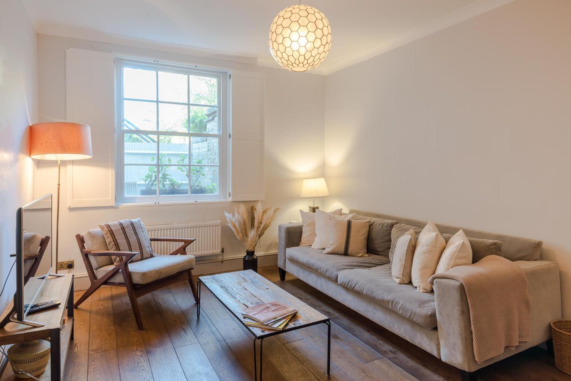 Apartment Bright De Beauvoir Pied A Terre London