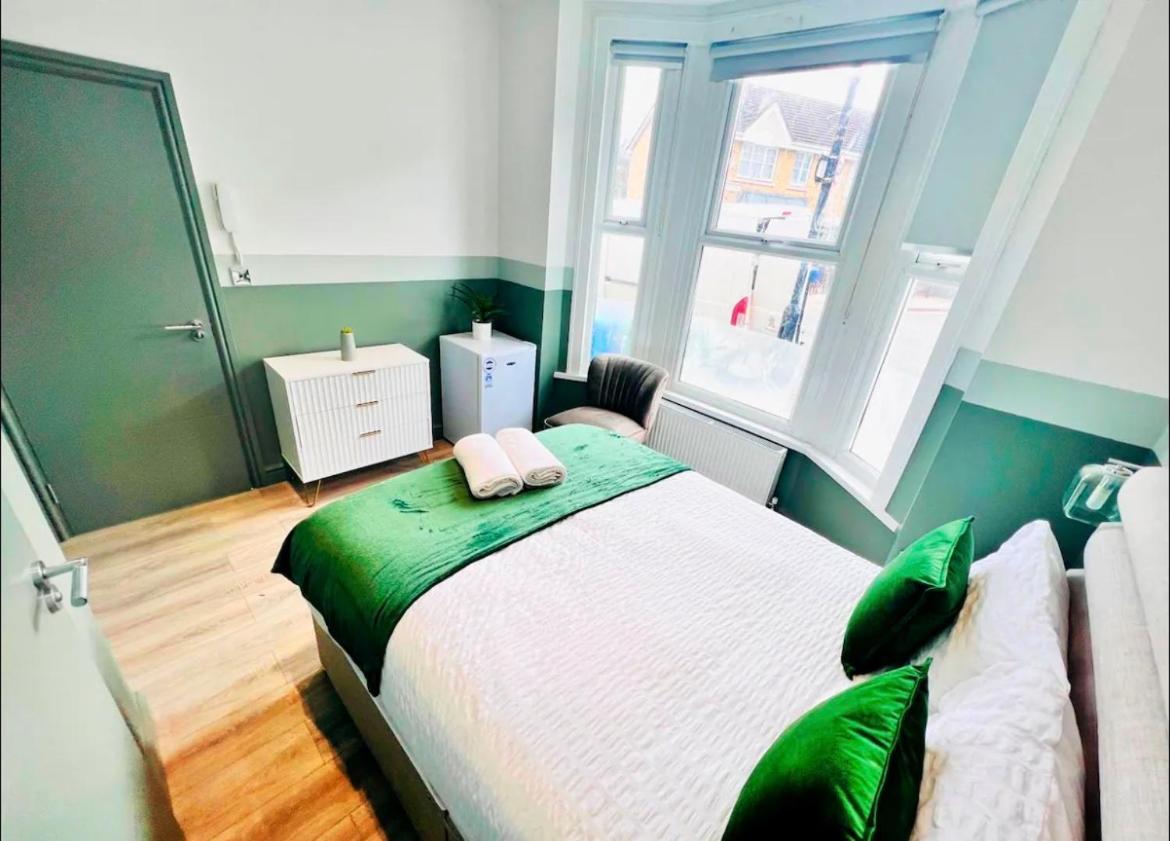 Homestay 43 Ensuite Look Like Locations