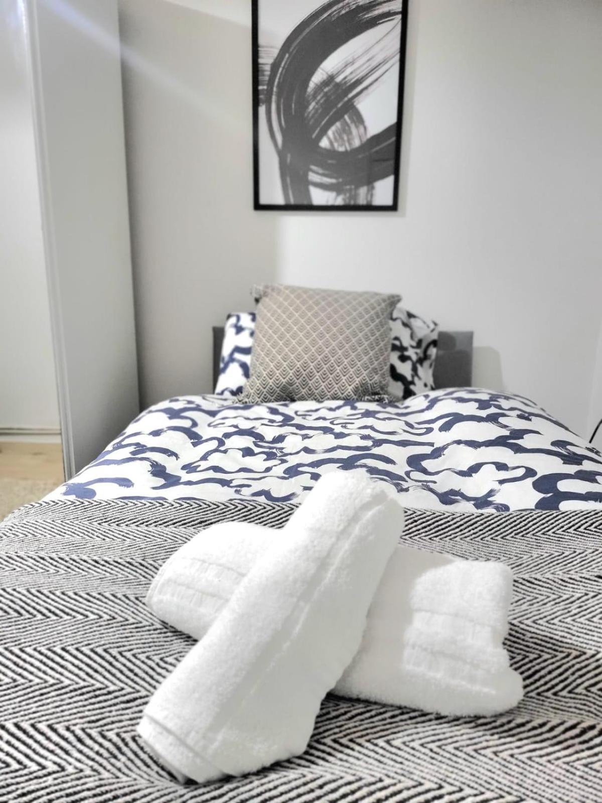Homestay Close To Qmul *