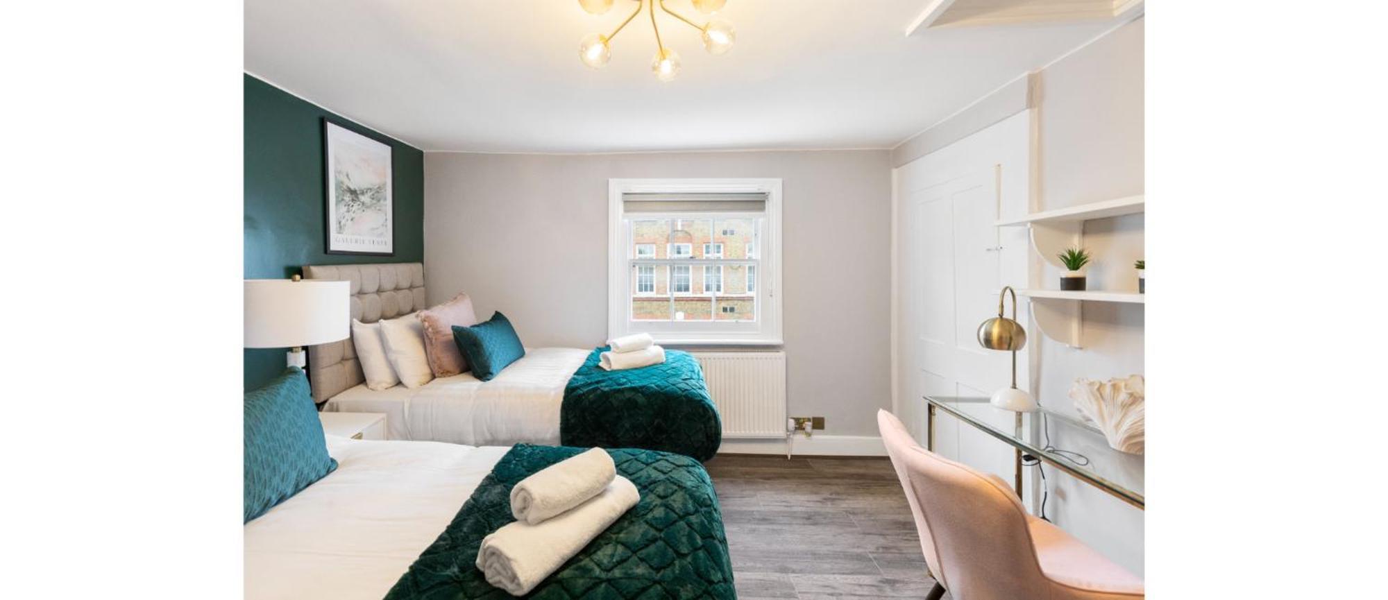Serenity In The City: 5br In Whitechapel Appartement Londen