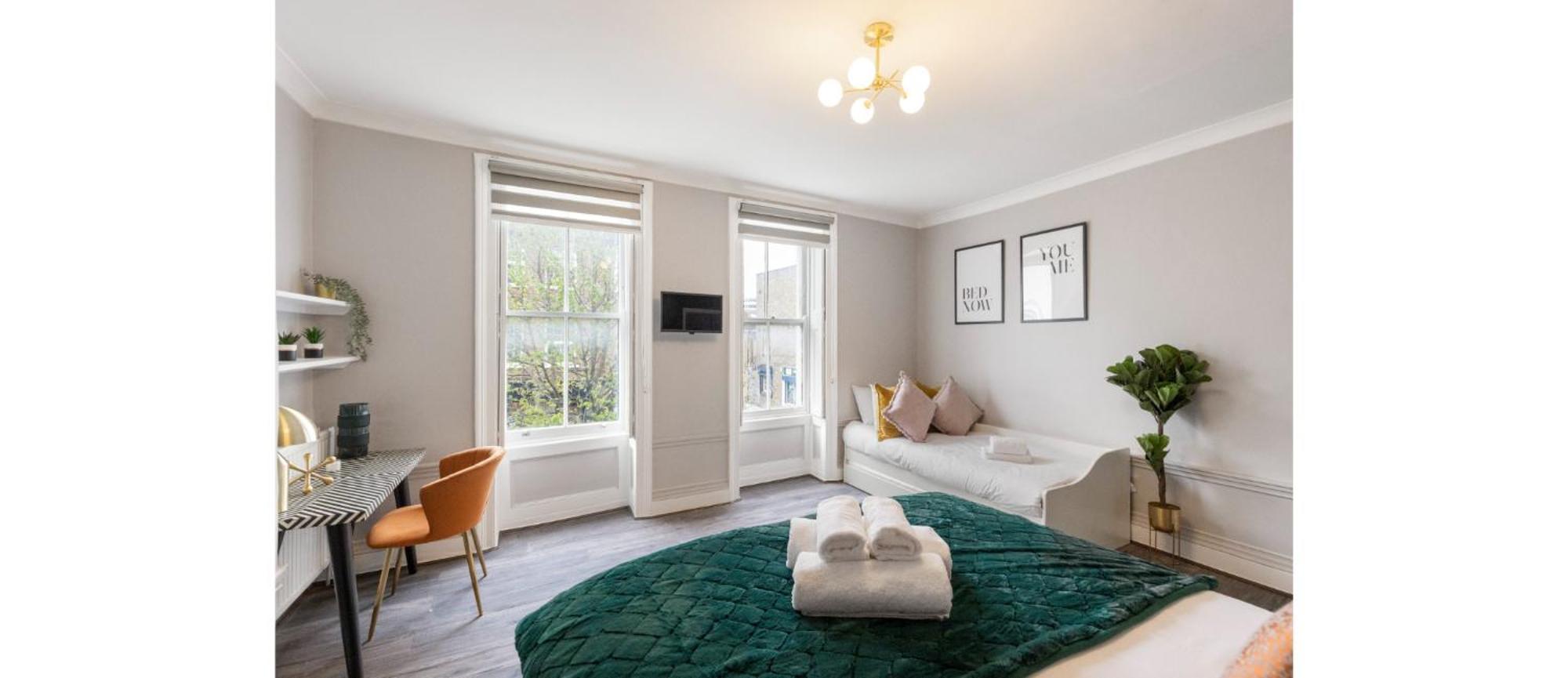 Serenity In The City: 5br In Whitechapel Londen