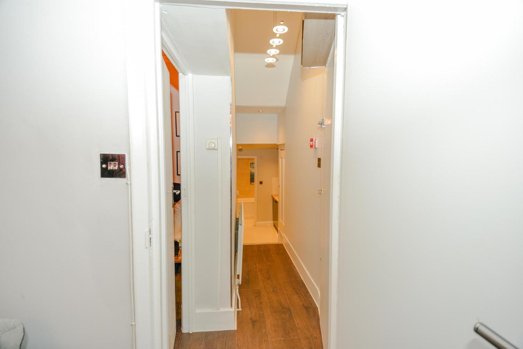 Apartamento Cosy 1 Bedroom For Small Families