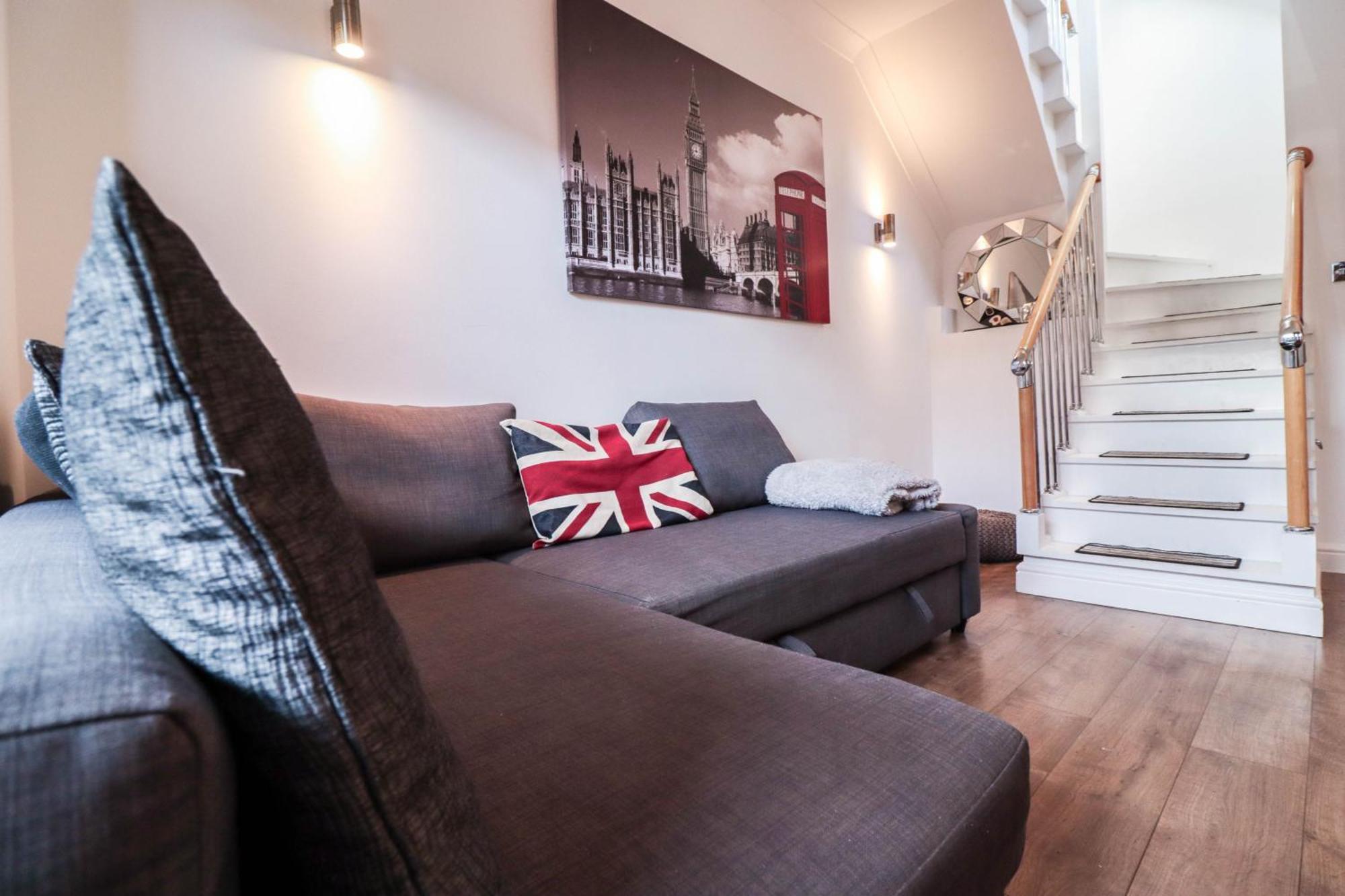 Stunning Split Level Apartamento