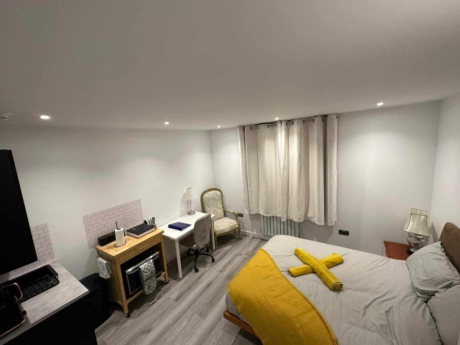 Alpha Grove Apartment London