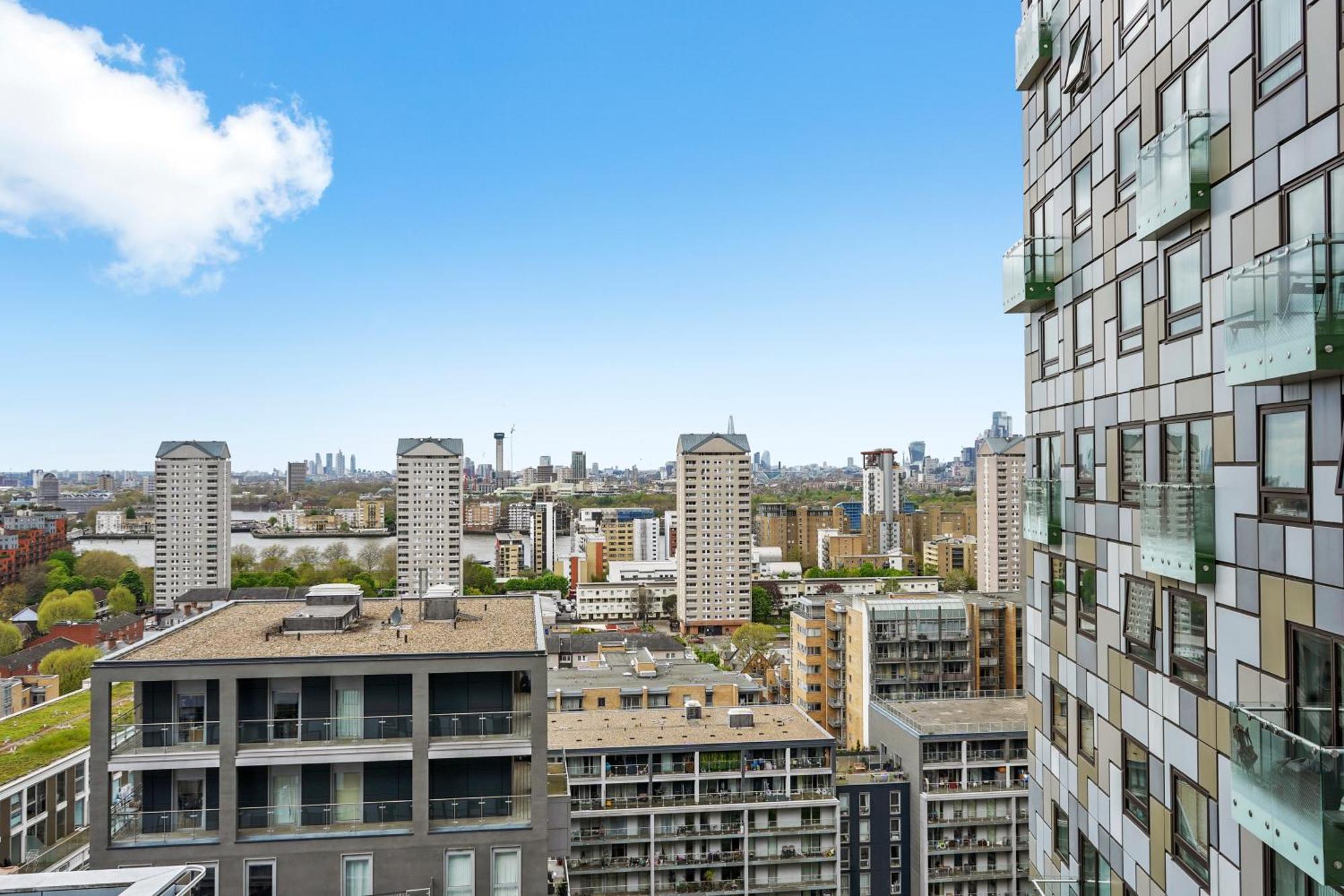 Entire 1 Bedroom Short Term & Flexible Renting Canary Wharf With Free Wifi Londen