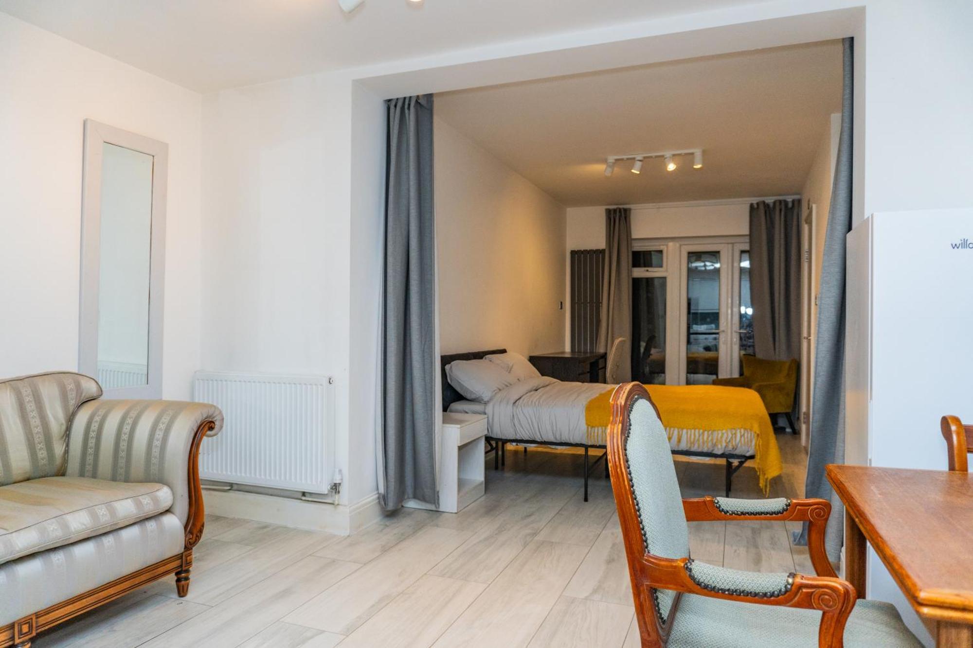 Apartment Alpha Grove London