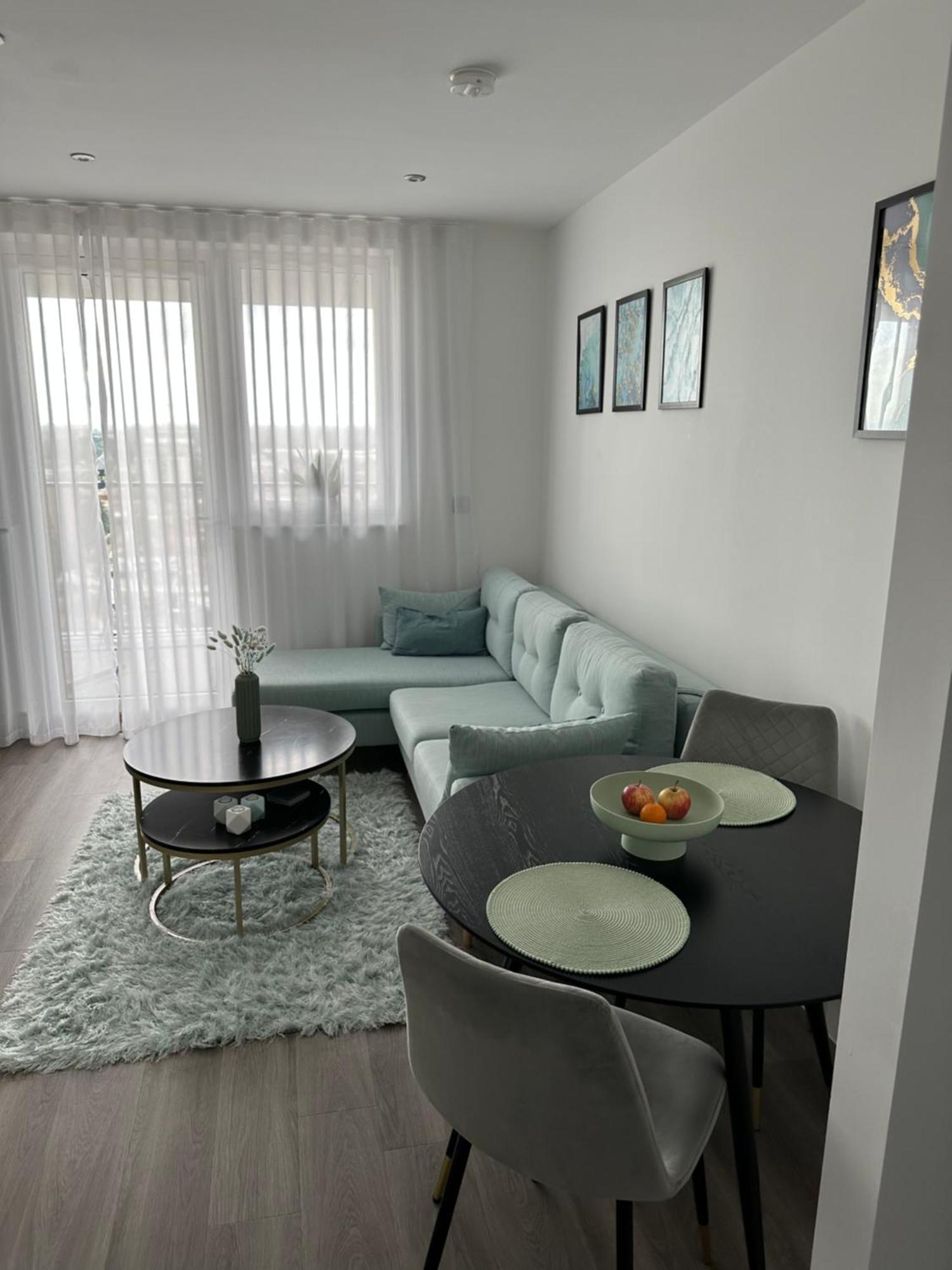 Appartement Stunning One-bedroom Apartment- Next To Tube Station- Sleeps 3 *