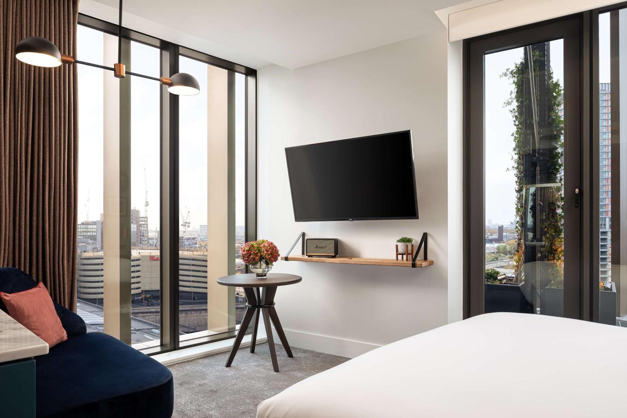 The Gantry London, Curio Collection By Hilton 4* Londen