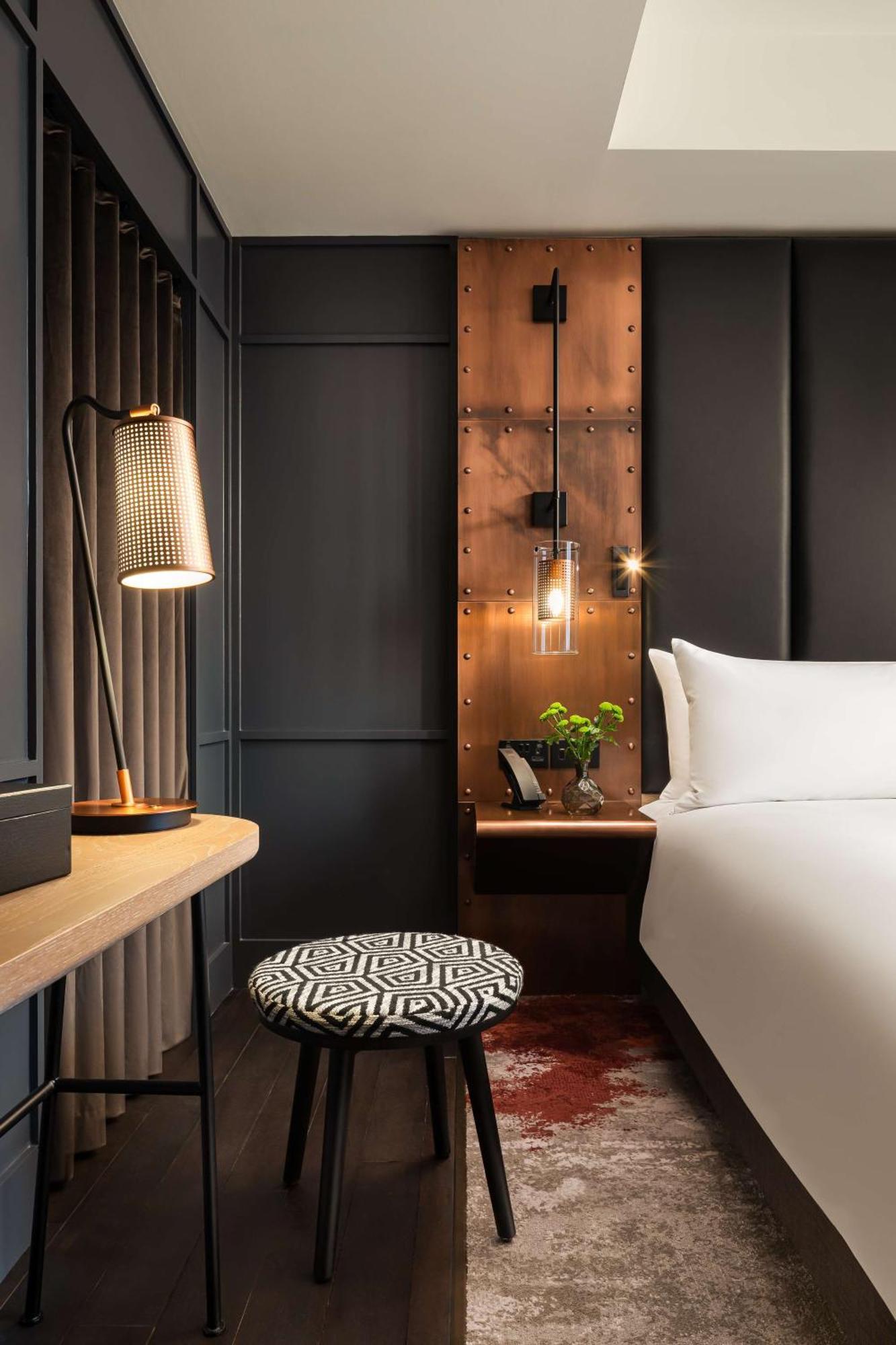 The Gantry London, Curio Collection By Hilton Hotel