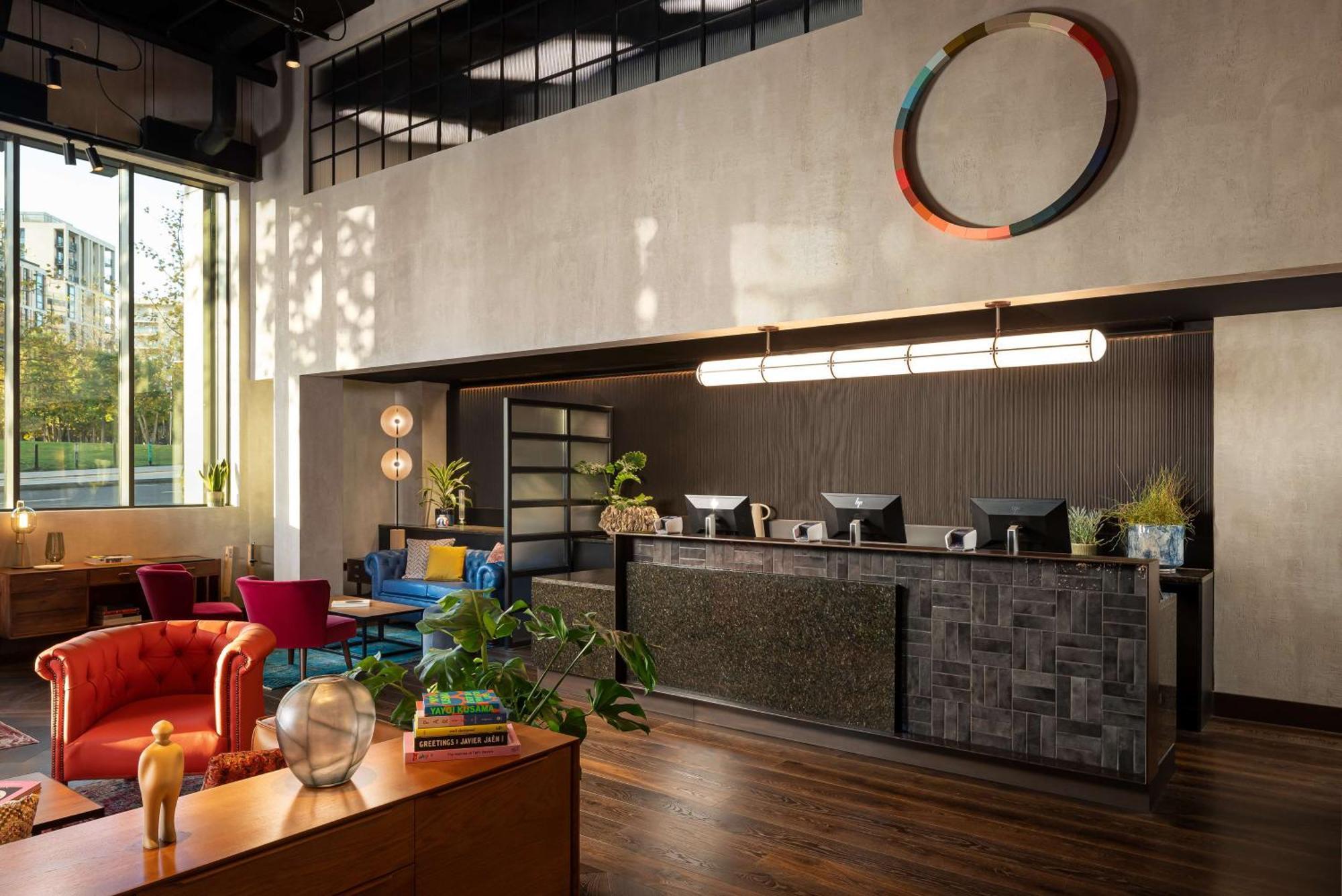 Hotel The Gantry London, Curio Collection By Hilton