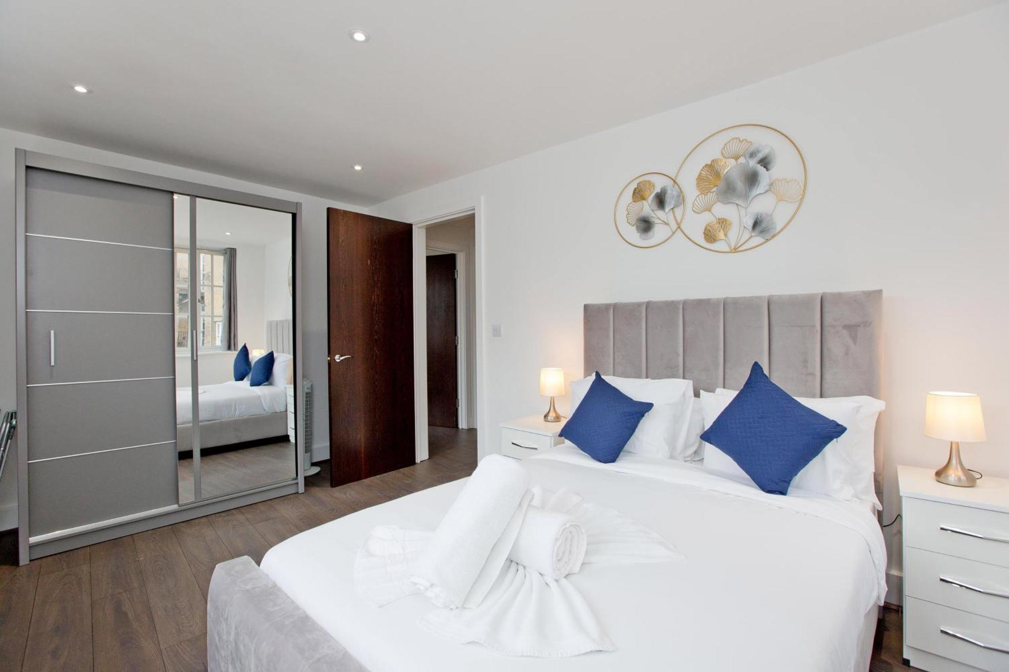 Imperial Liverpool Street Apartment London