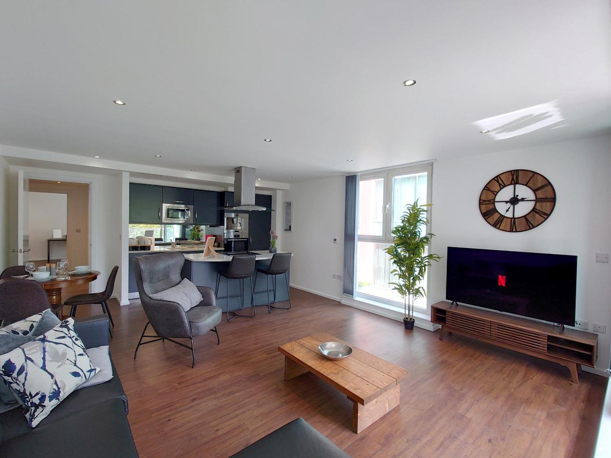Apartment Fully Serviced Two Bed By Excel & O2