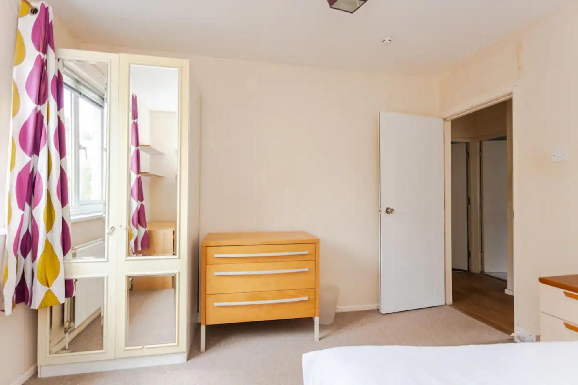 Homely 3 Bedroom House With A Garden *