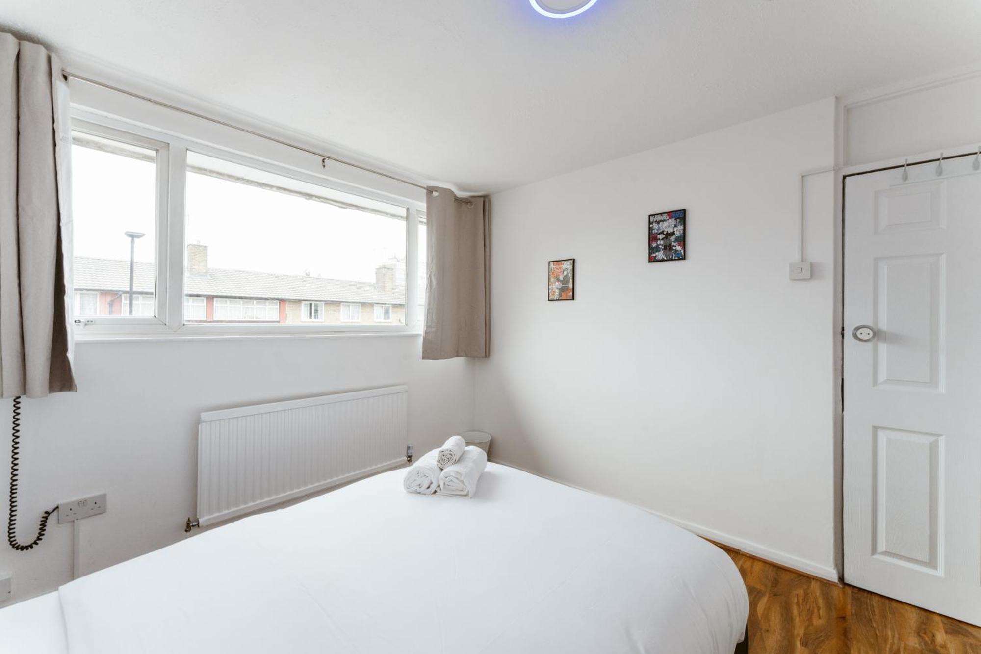 Canningtown Double - 20 Guest house London