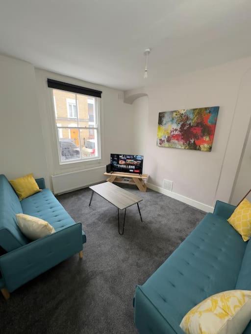 Hackney Mid & Long-term Ferienhaus London