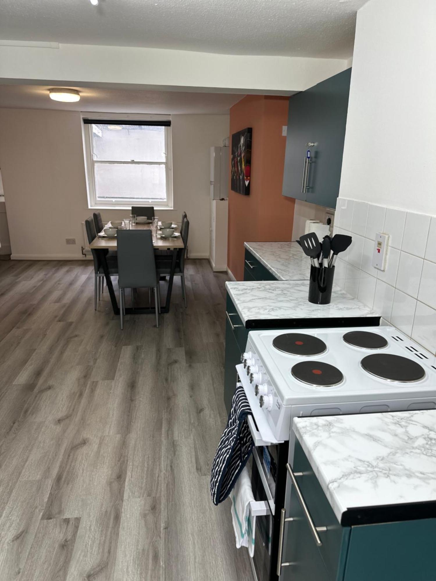 Ferienhaus Hackney Mid & Long-term *