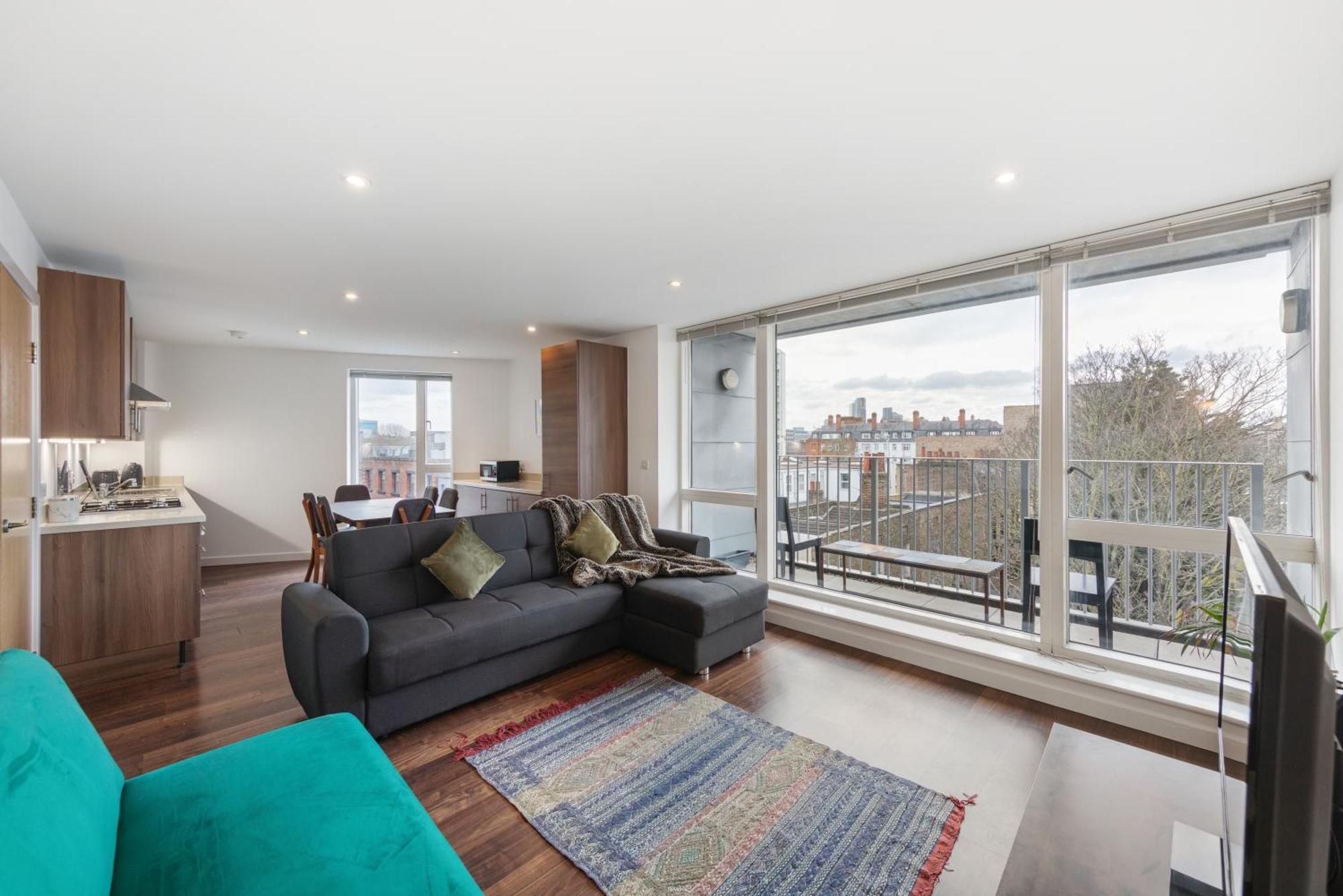 Modern & Spacious 3 Bed With Free Parking & Lift In Shoreditch, Next To Station Appartement *