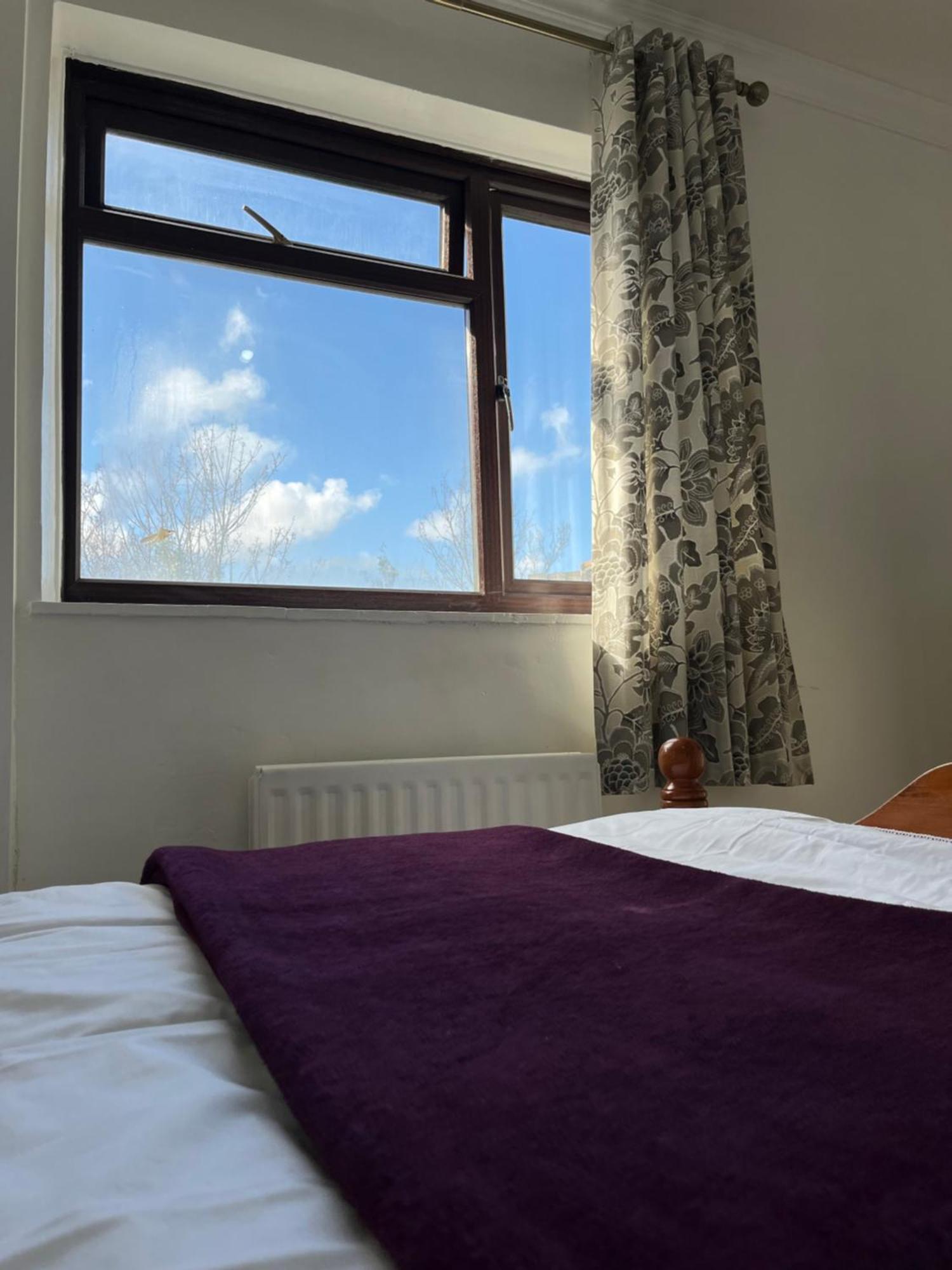 Gasthof Charlton, Greenwich Luxury Self Check-in London