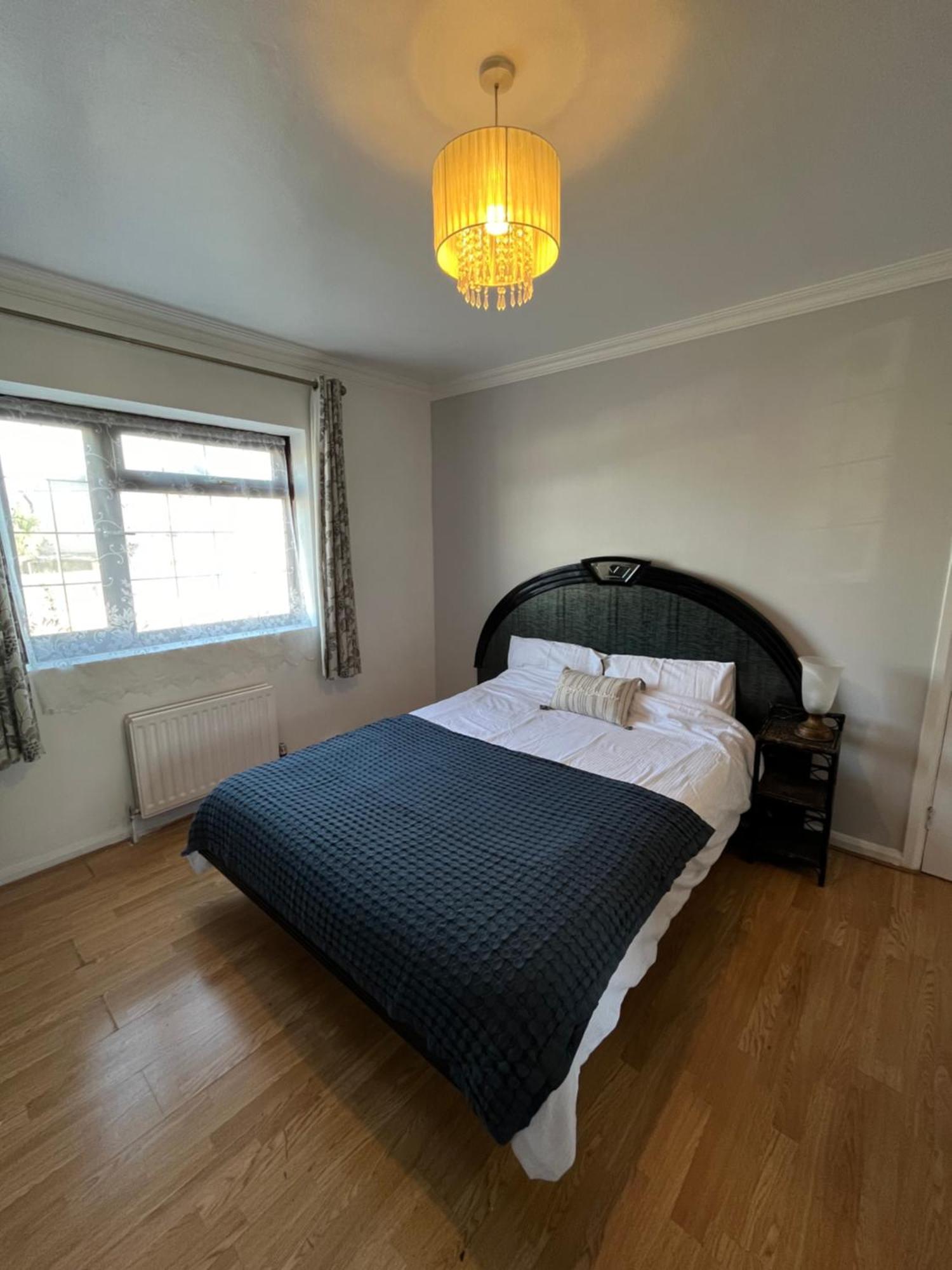 Gasthof Charlton, Greenwich Luxury Self Check-in London