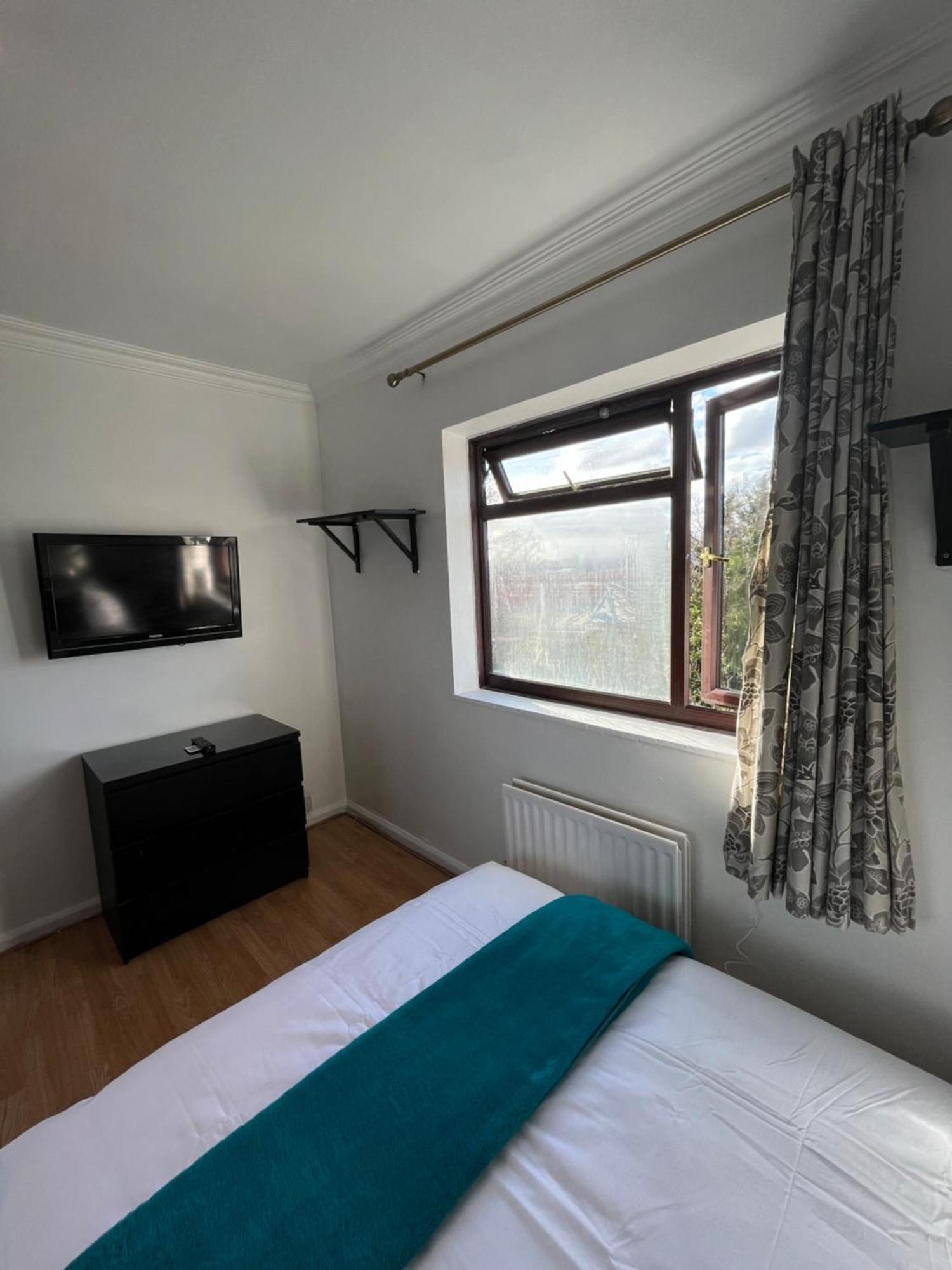 Charlton, Greenwich Luxury Self Check-in Gasthof London