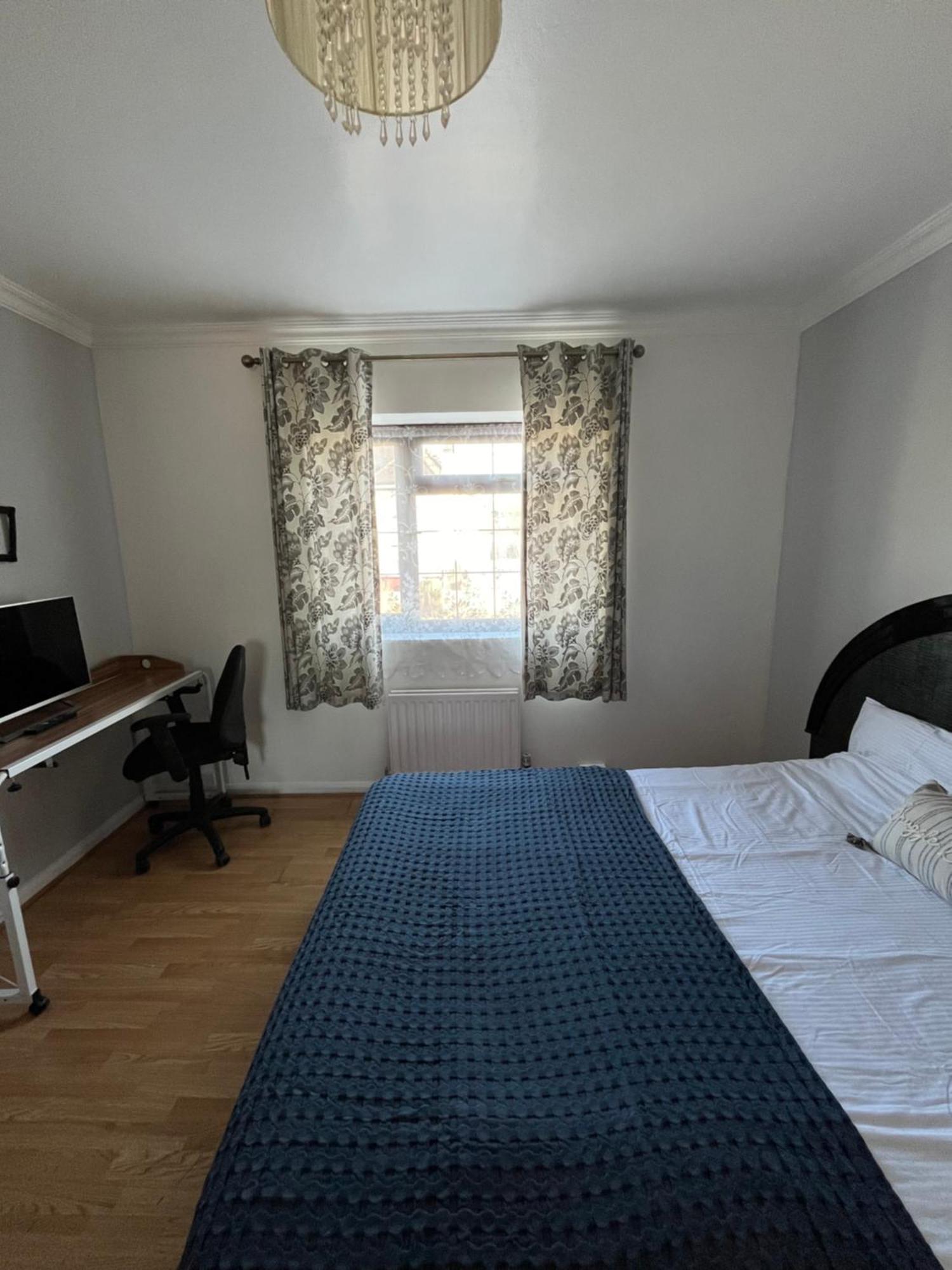 Gasthof Charlton, Greenwich Luxury Self Check-in *