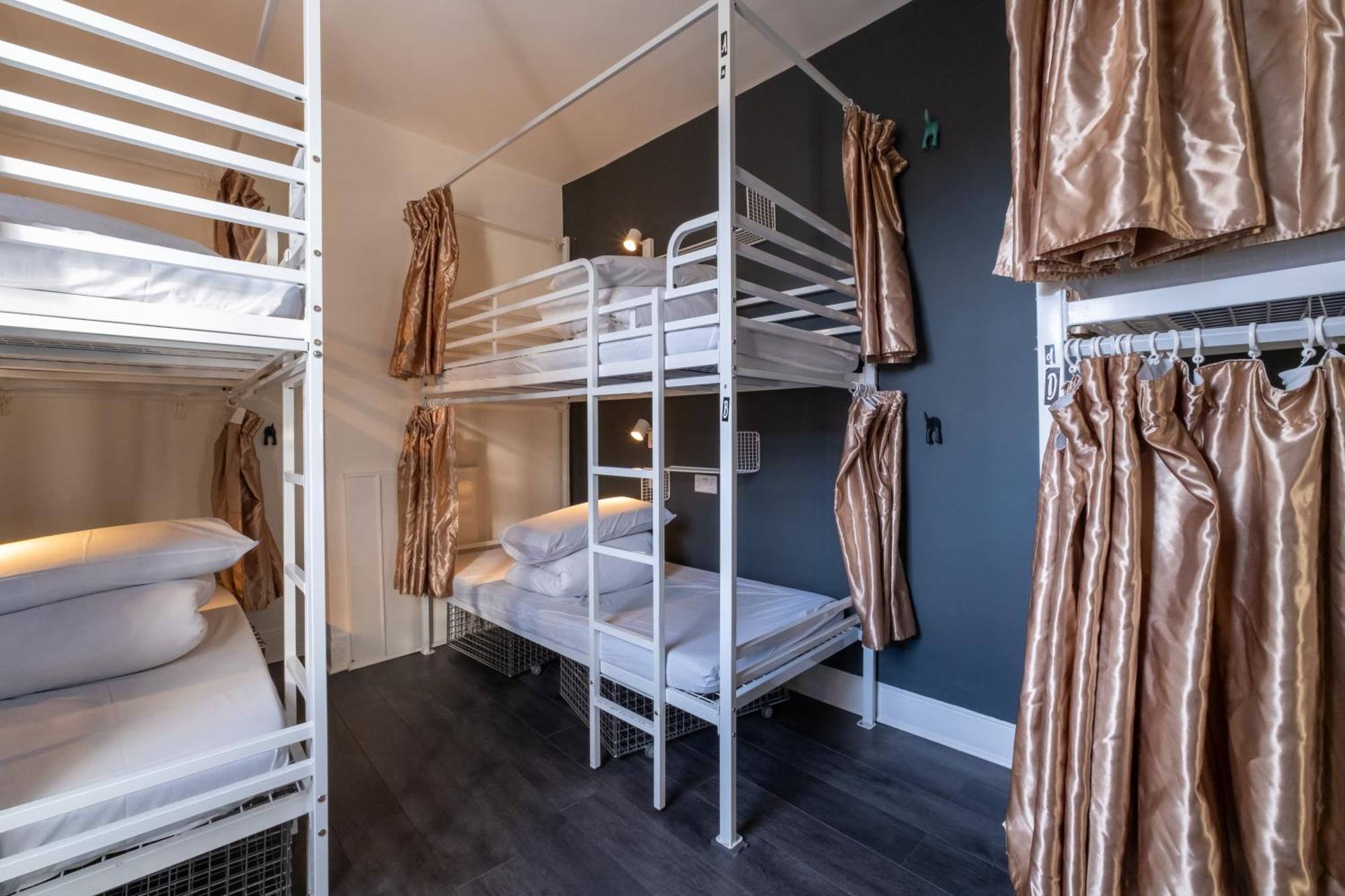 Hostel Venture *