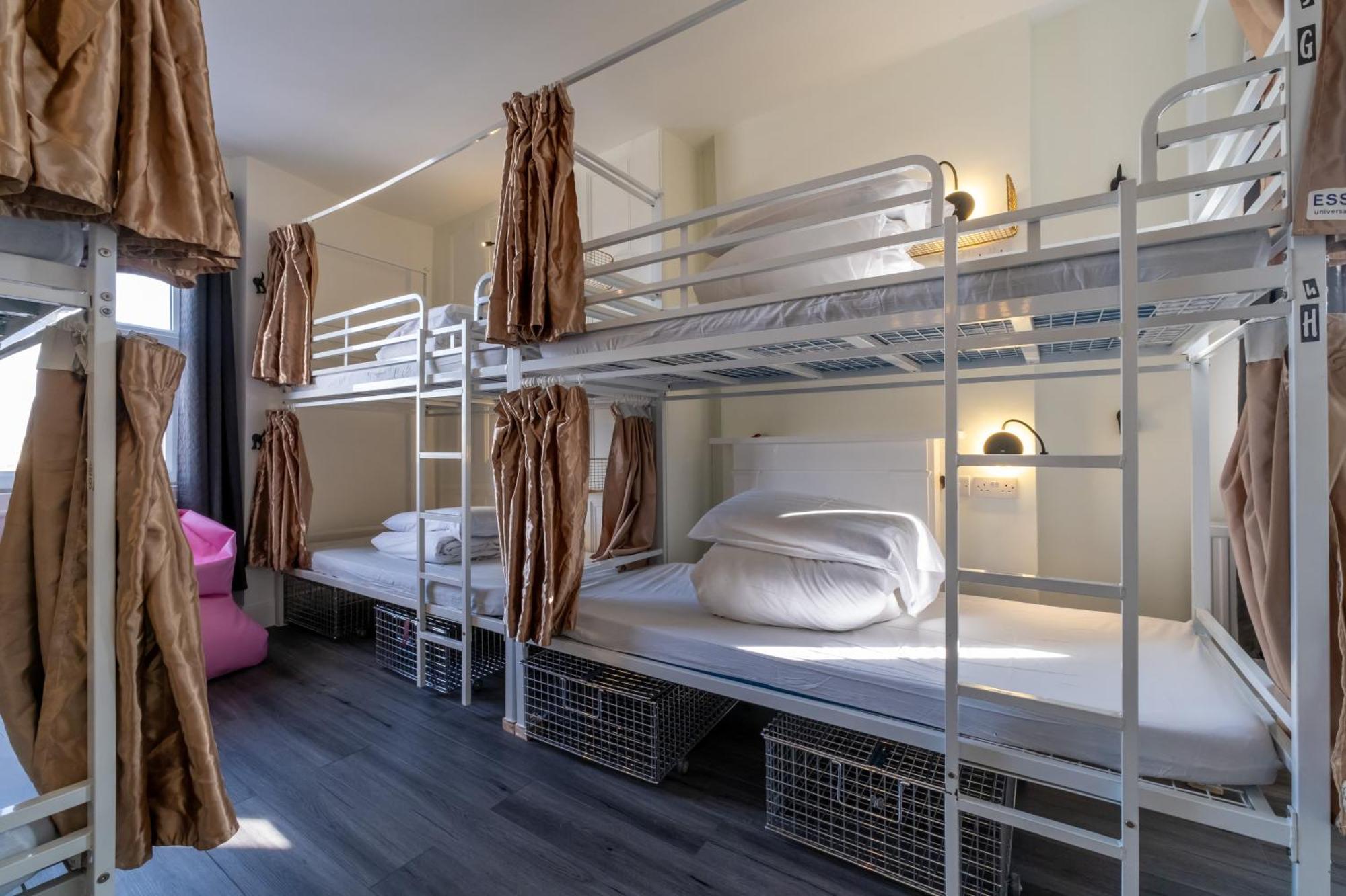 Venture Hostel
