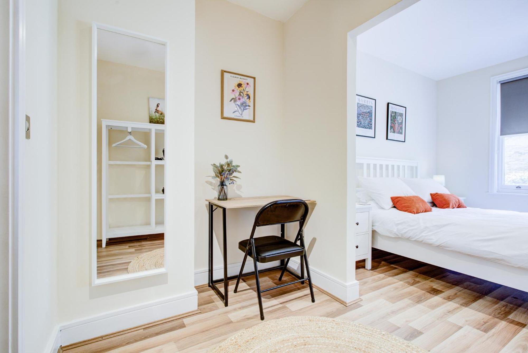 Stunning 4 Bedroom House Vakantiehuis Londen