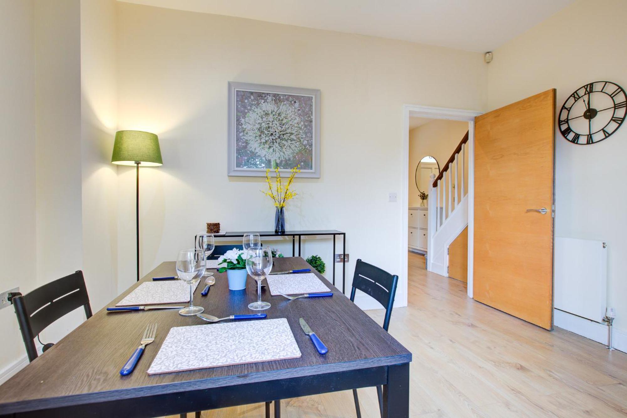 Vakantiehuis Stunning 4 Bedroom House *