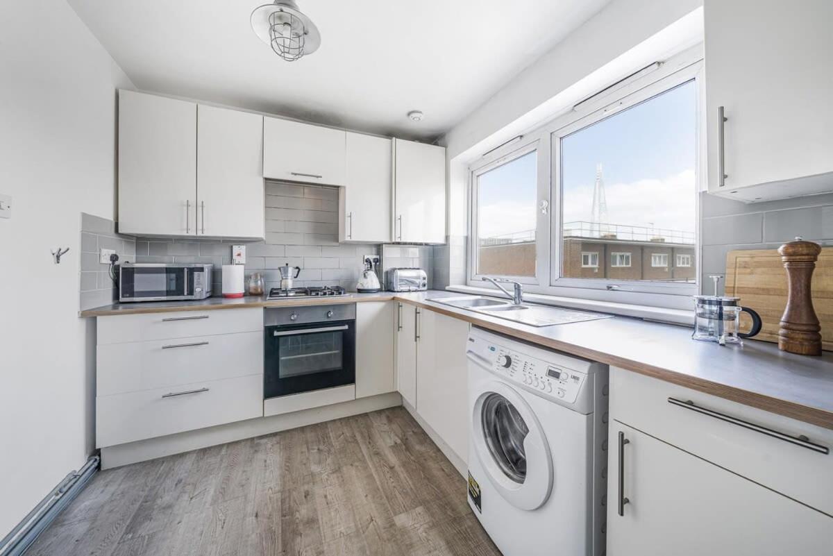 Appartement 2 Bedroom Central With Views Londen