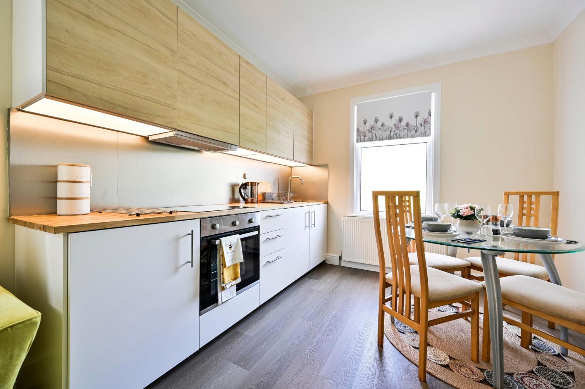 Appartement A Two Bedroom A Stride Away From Meridian Greenwich Londen