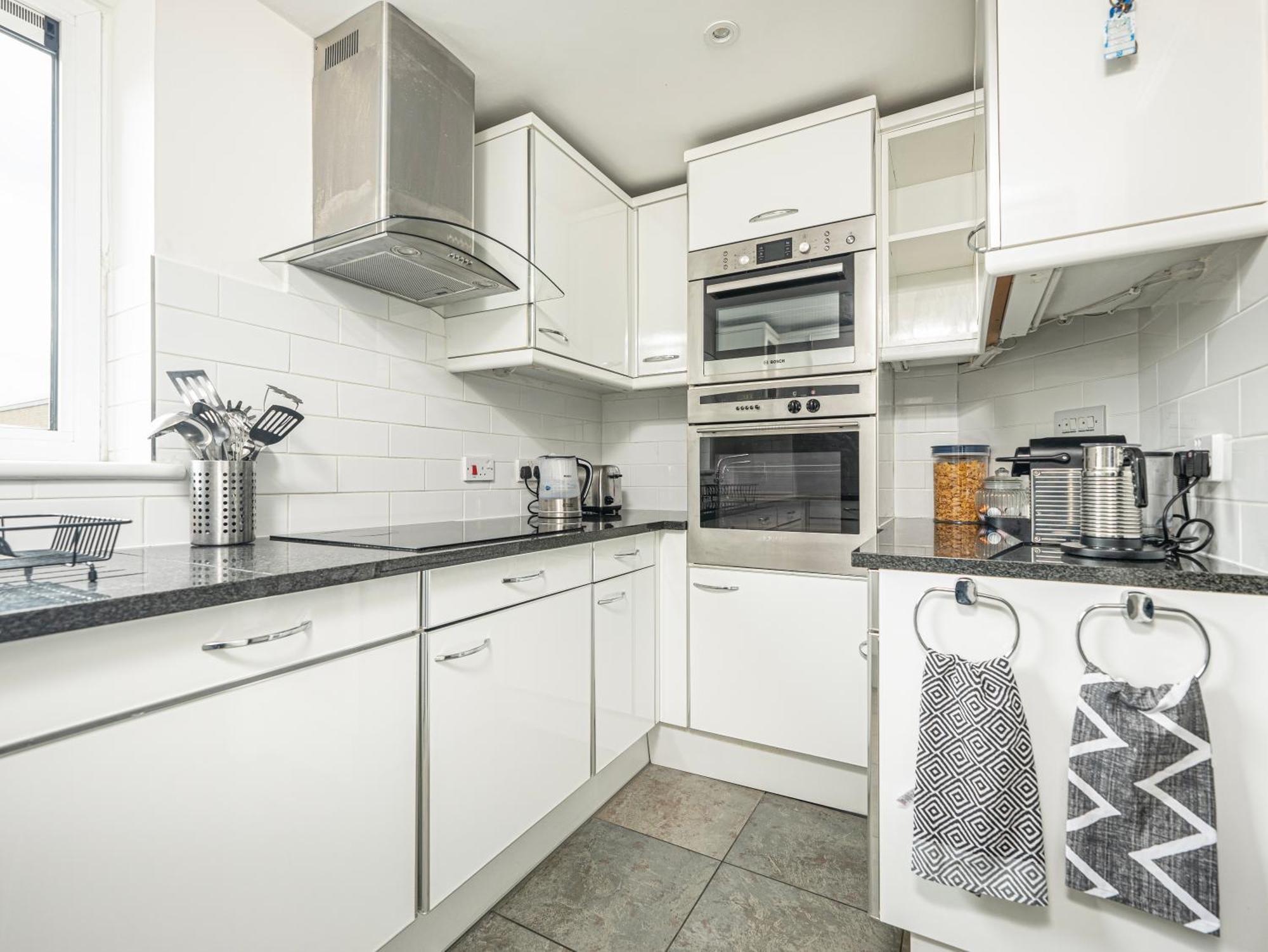 The View Greenwich - Luxury River Thames Apartment London