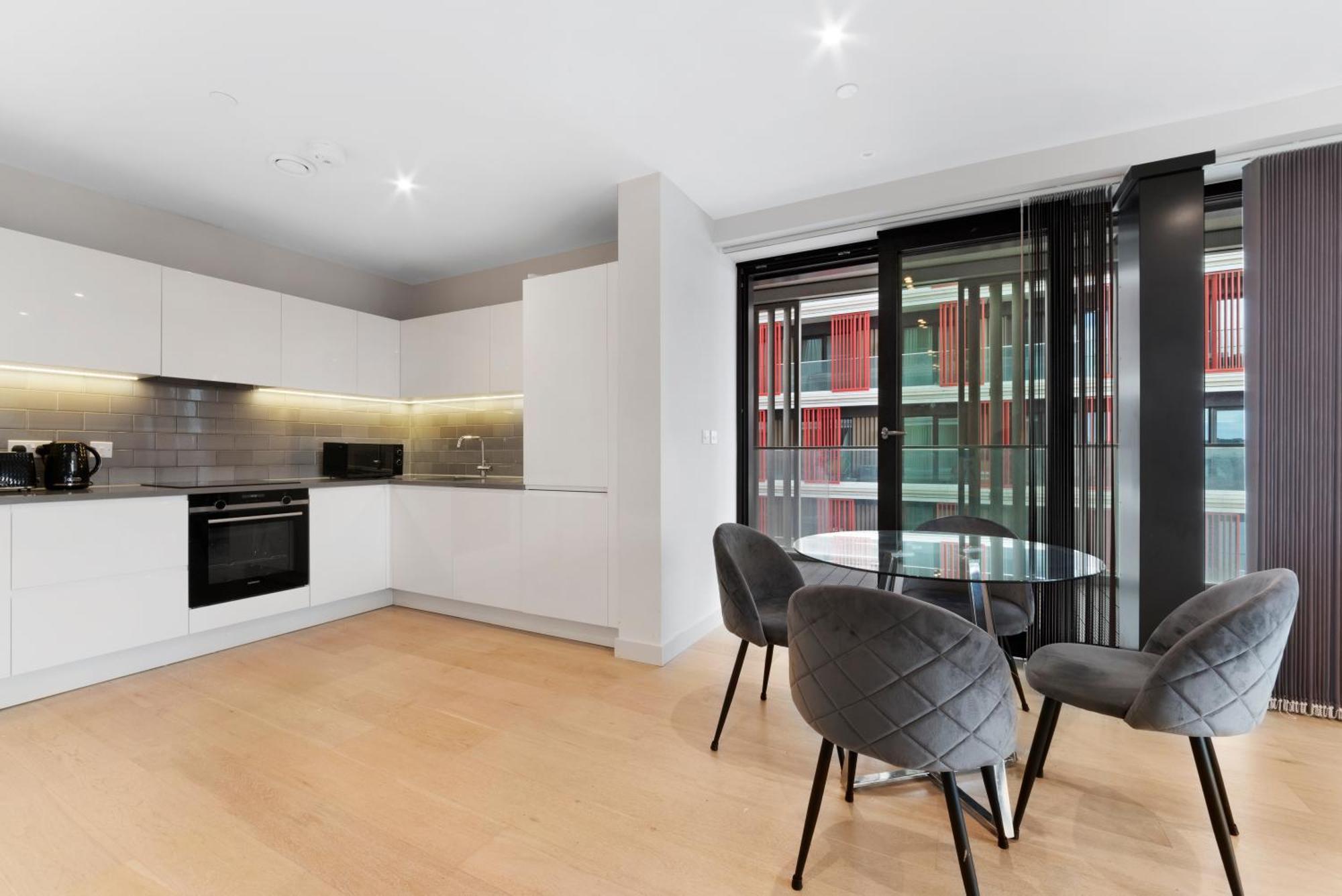 Excel 2 Bedroom Near Aiport And O2 Arena Londen