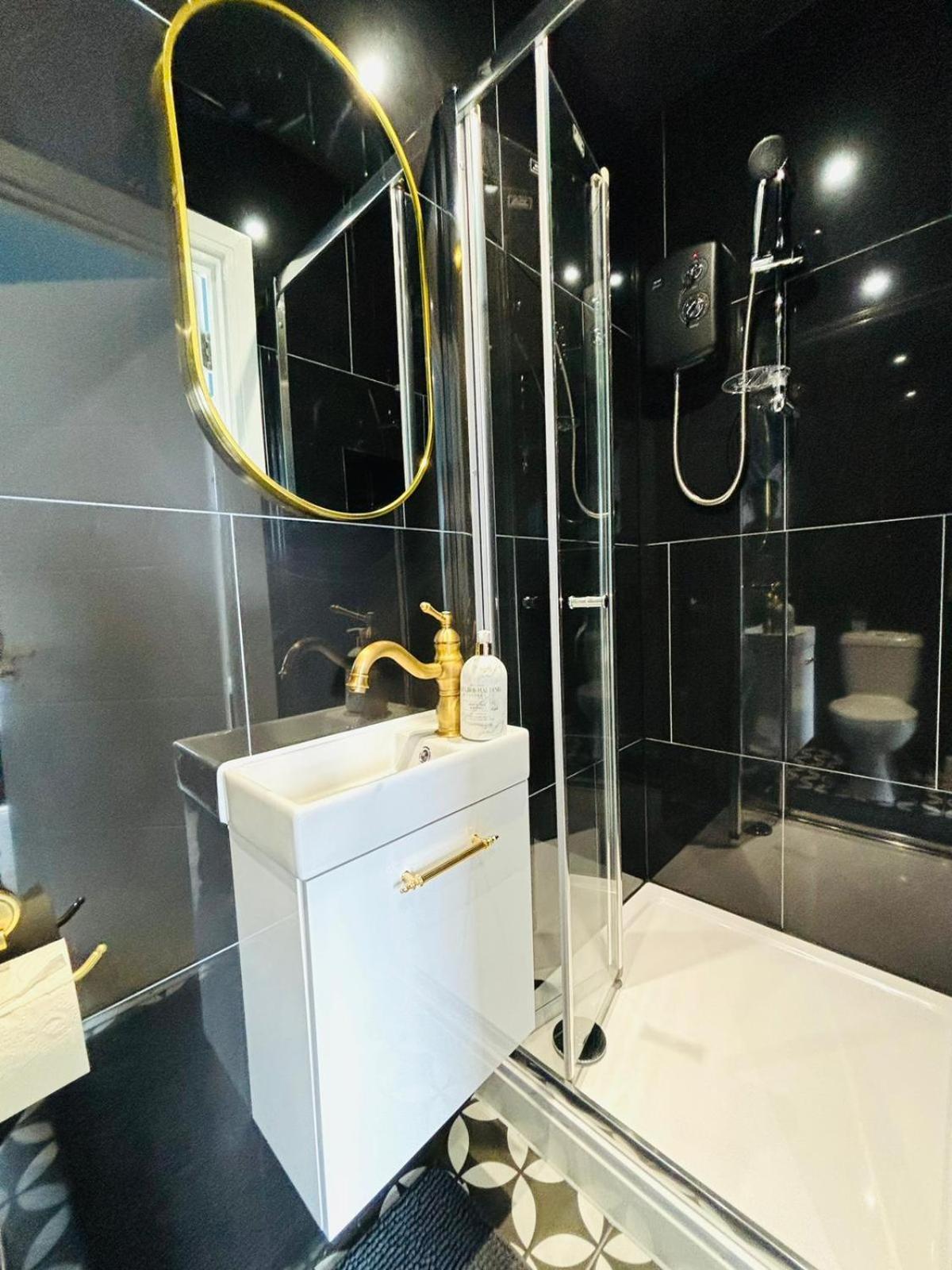 Guest house 31 Studio, Ideal For Tourists Locations *