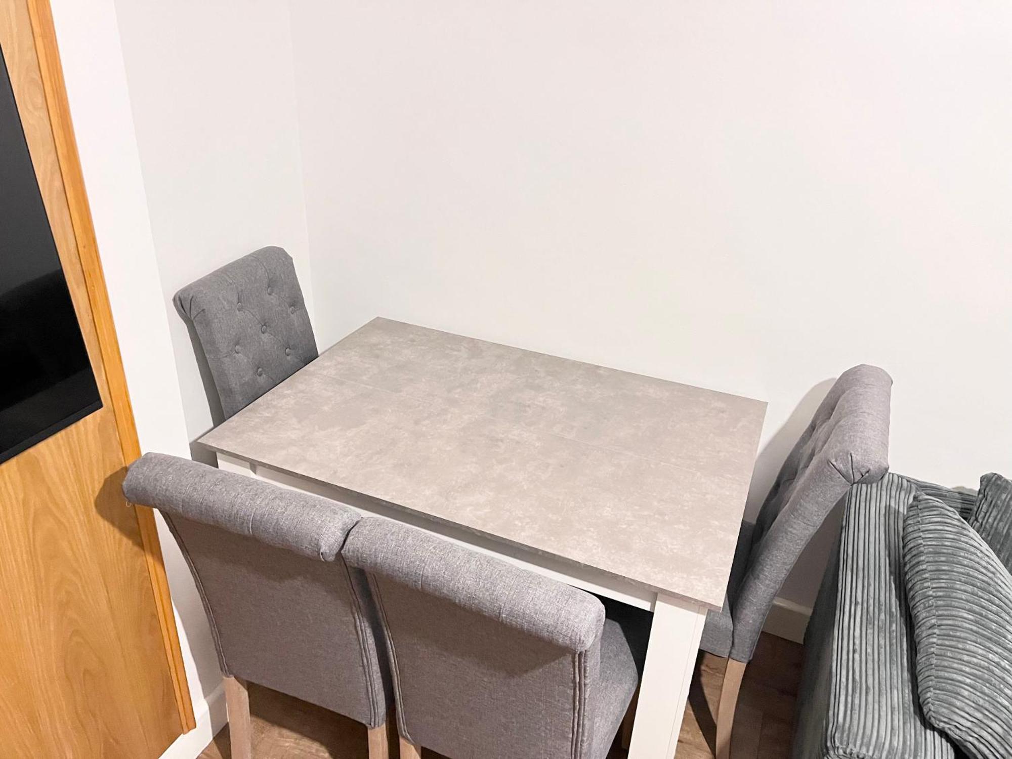 Apartment Flat/apartment - Old St N1 London