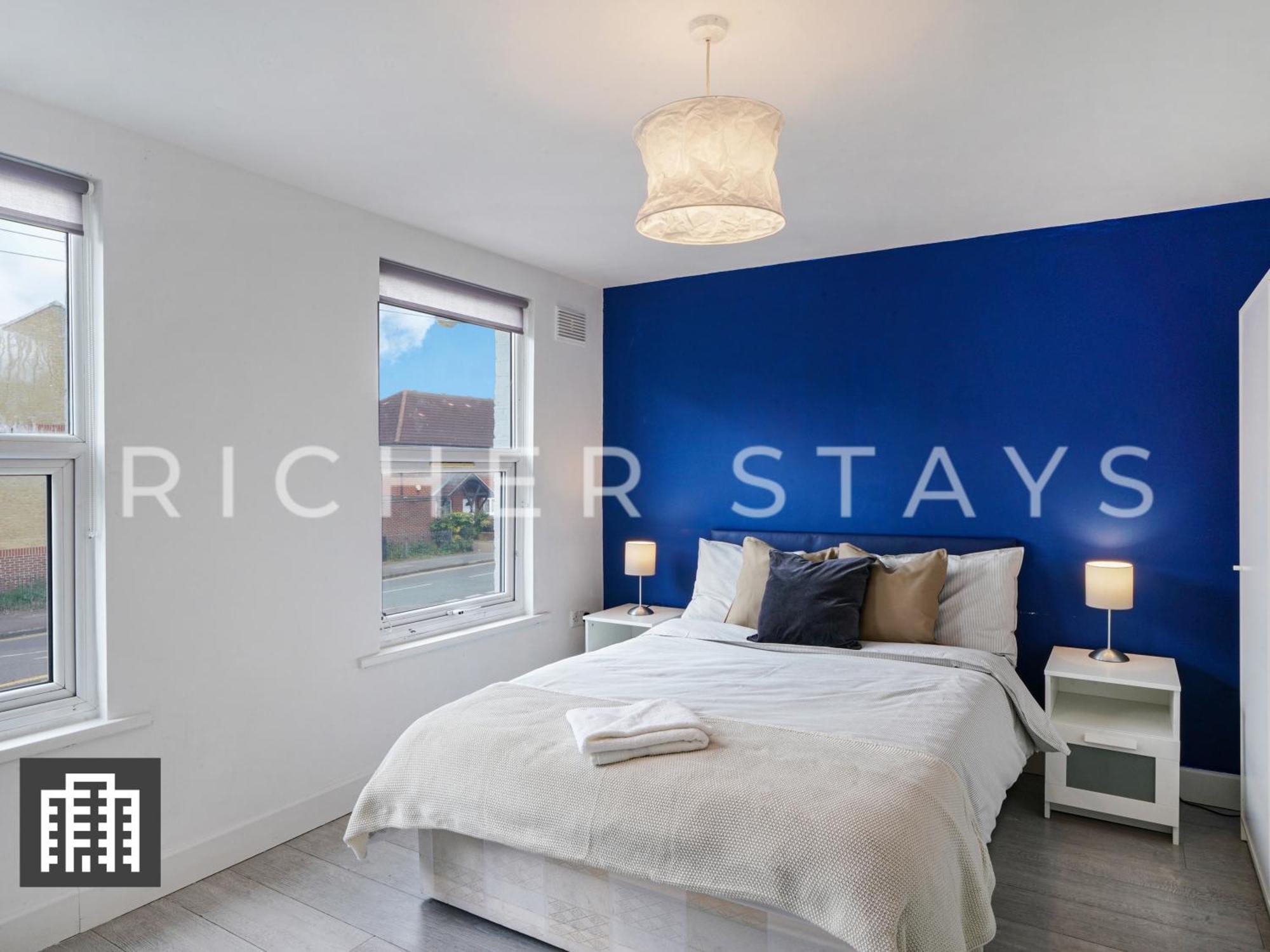 Vakantiehuis Large For Contractors & Families - Garden & Amenities *