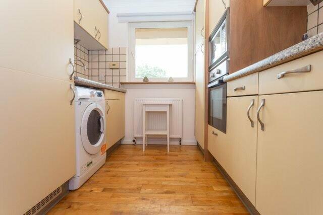 Apartment 85 Tivoli Court, Rotherhithe Street, London, Se16 5ud *